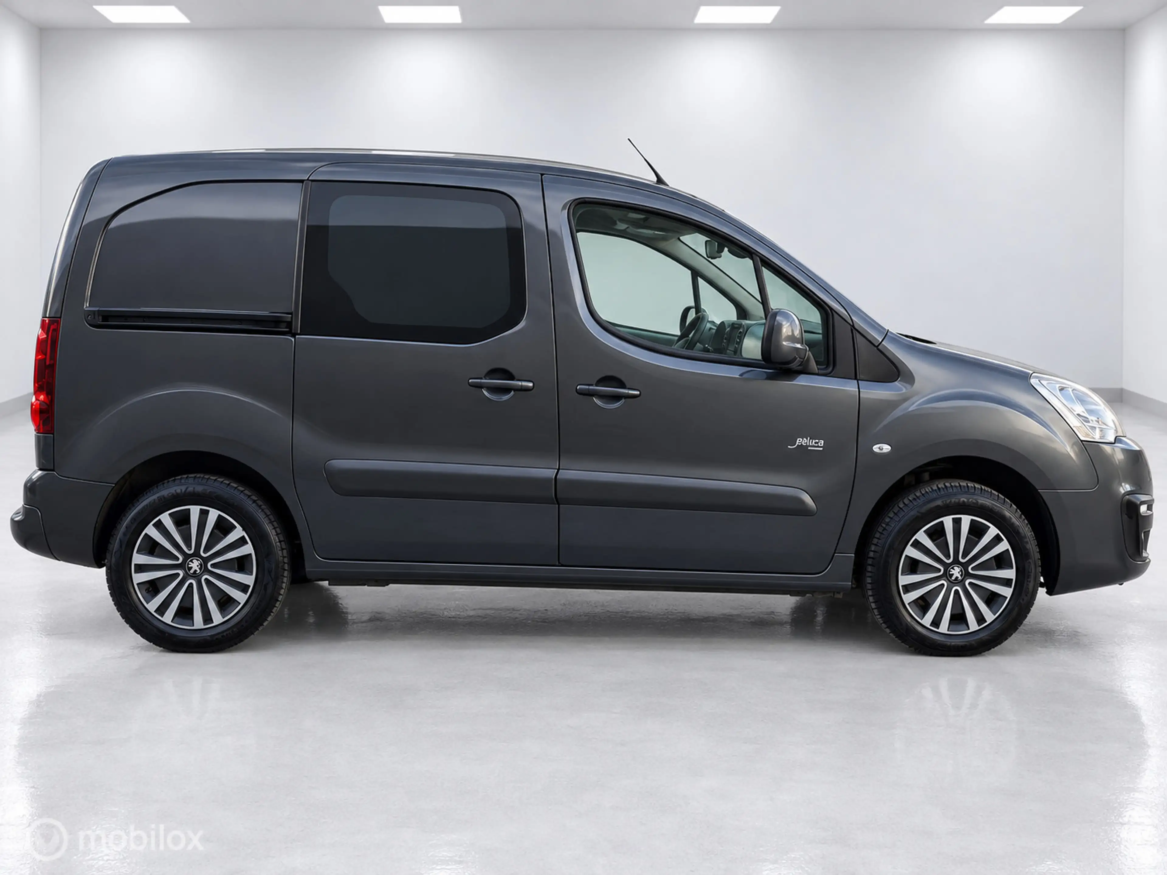 Peugeot Partner bestel 120 1.6 BlueHDi 100 L1 Galicia Premium Pack — photo 8