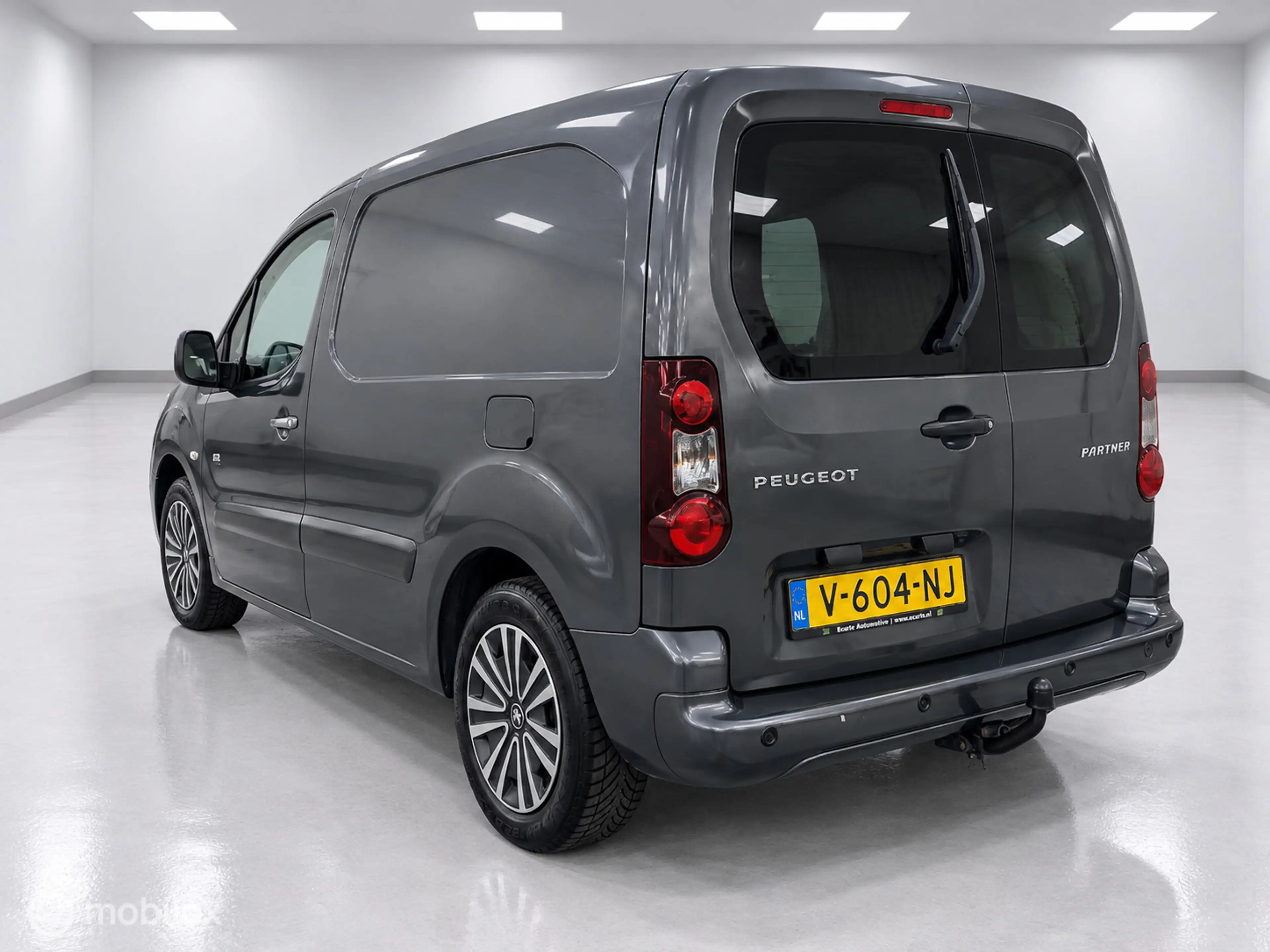 Peugeot Partner bestel 120 1.6 BlueHDi 100 L1 Galicia Premium Pack — photo 4