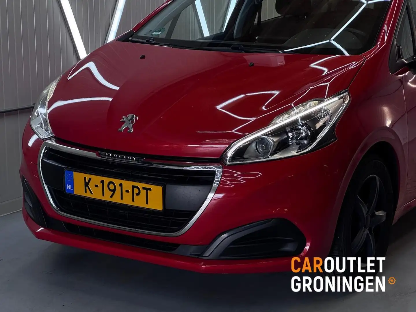 Peugeot 208 1.2 PureTech Blue Lease Premium 5D | AIRCO | CRUIS Orange - 2