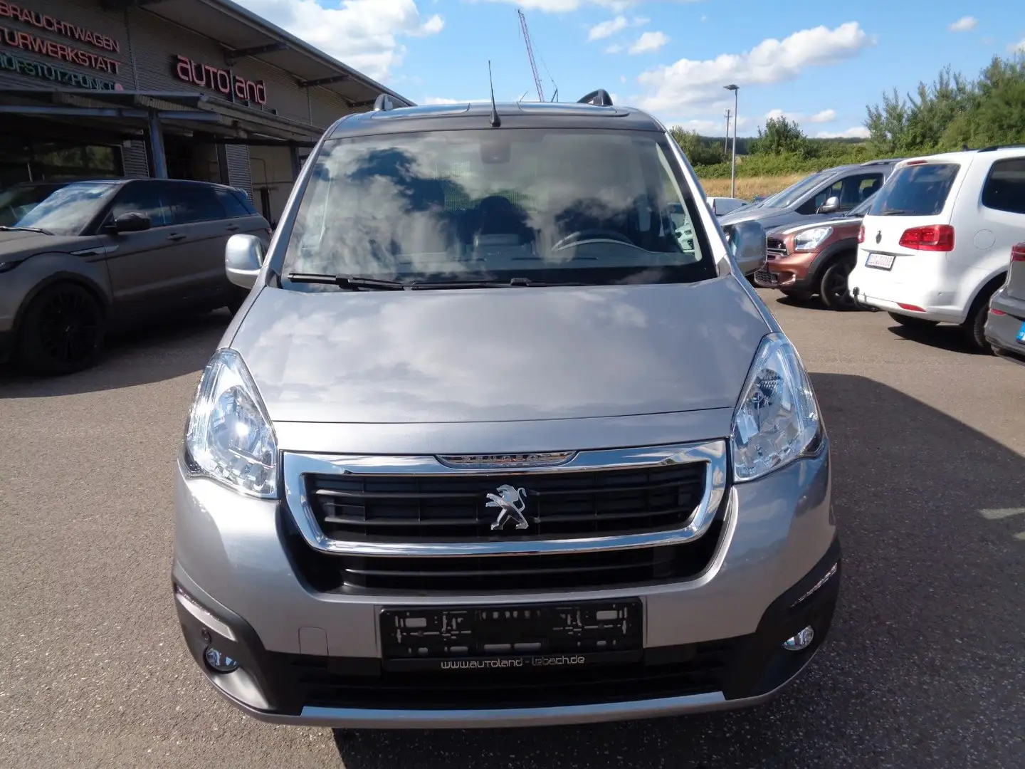 Peugeot Partner Tepee Allure Grau - 2
