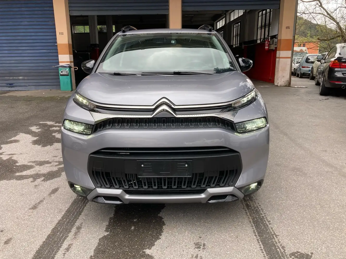Citroen C3 Aircross 1.5 bluehdi Shine Pack s Grigio - 1
