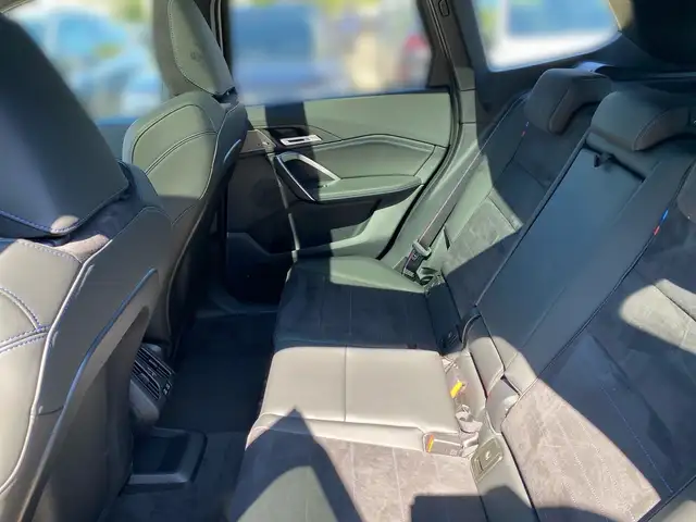 BMW X1 view 11