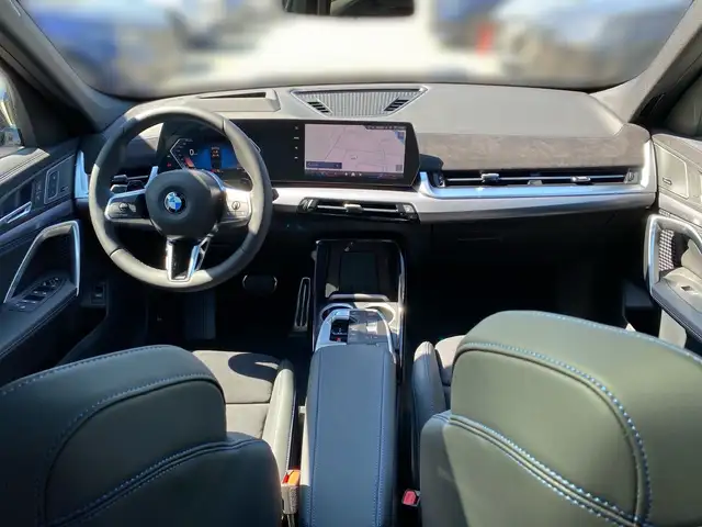 BMW X1 view 10