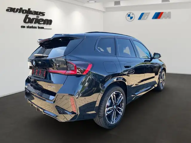 BMW X1 view 3