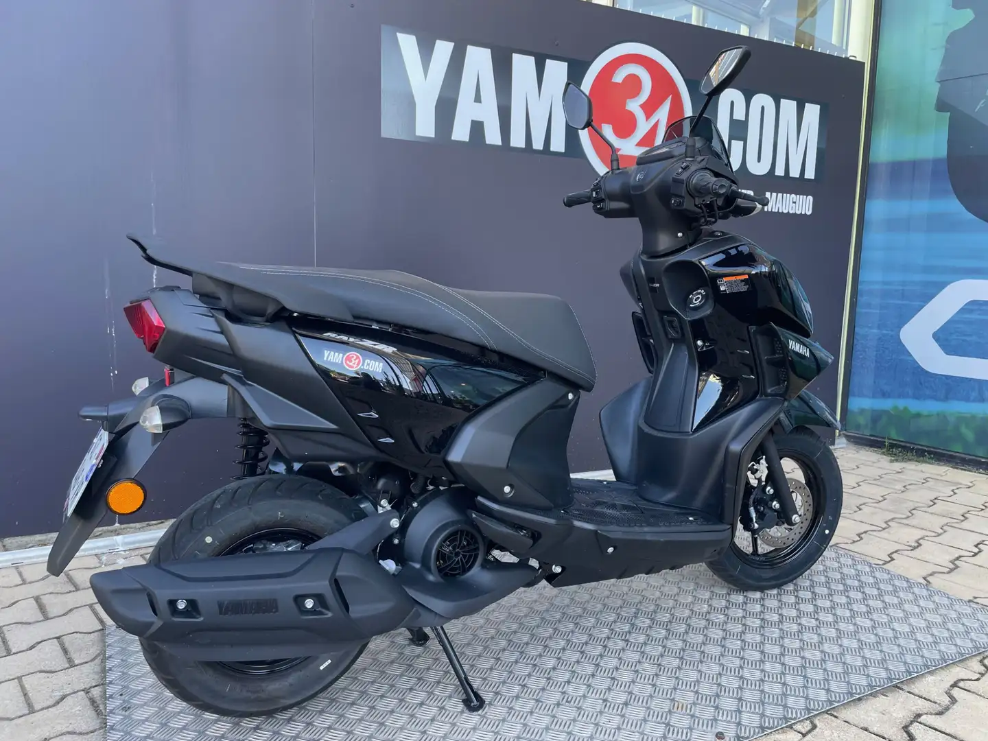 Yamaha RayZR Noir - 2