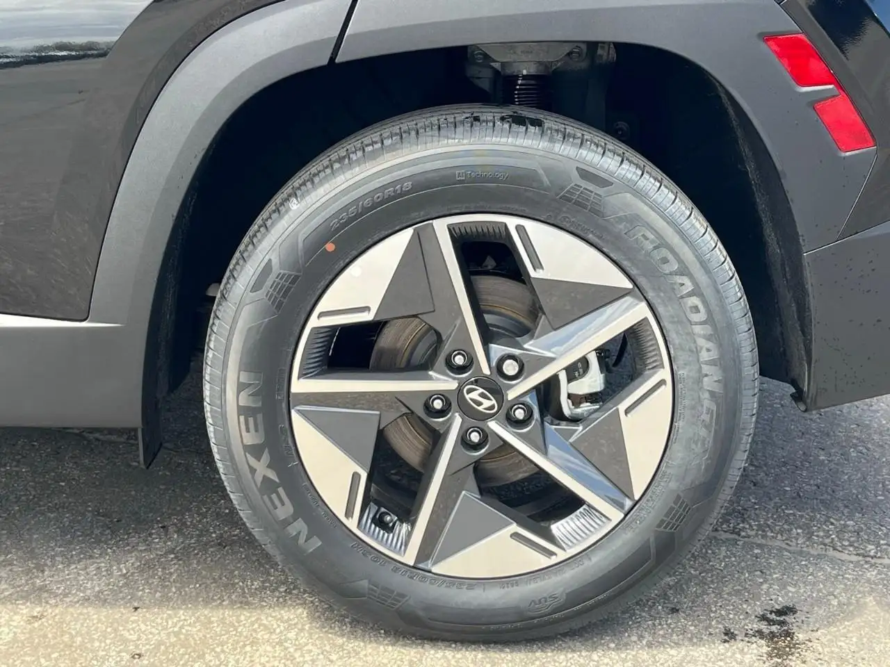 Hyundai TUCSON снимка Hyundai TUCSON