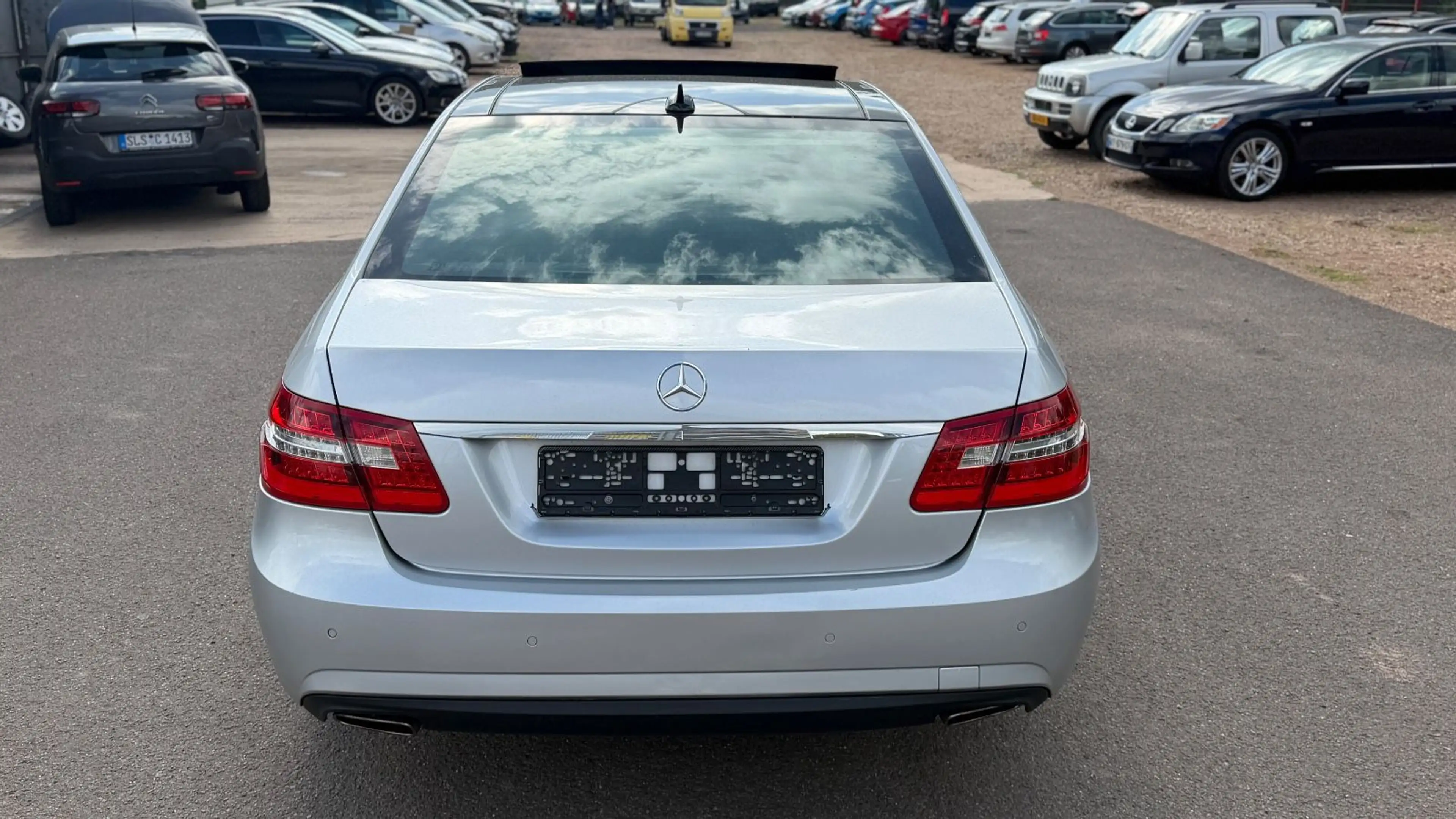 Mercedes-Benz E 350 CDI 4Matic AMG Line Avantgarde — photo 6