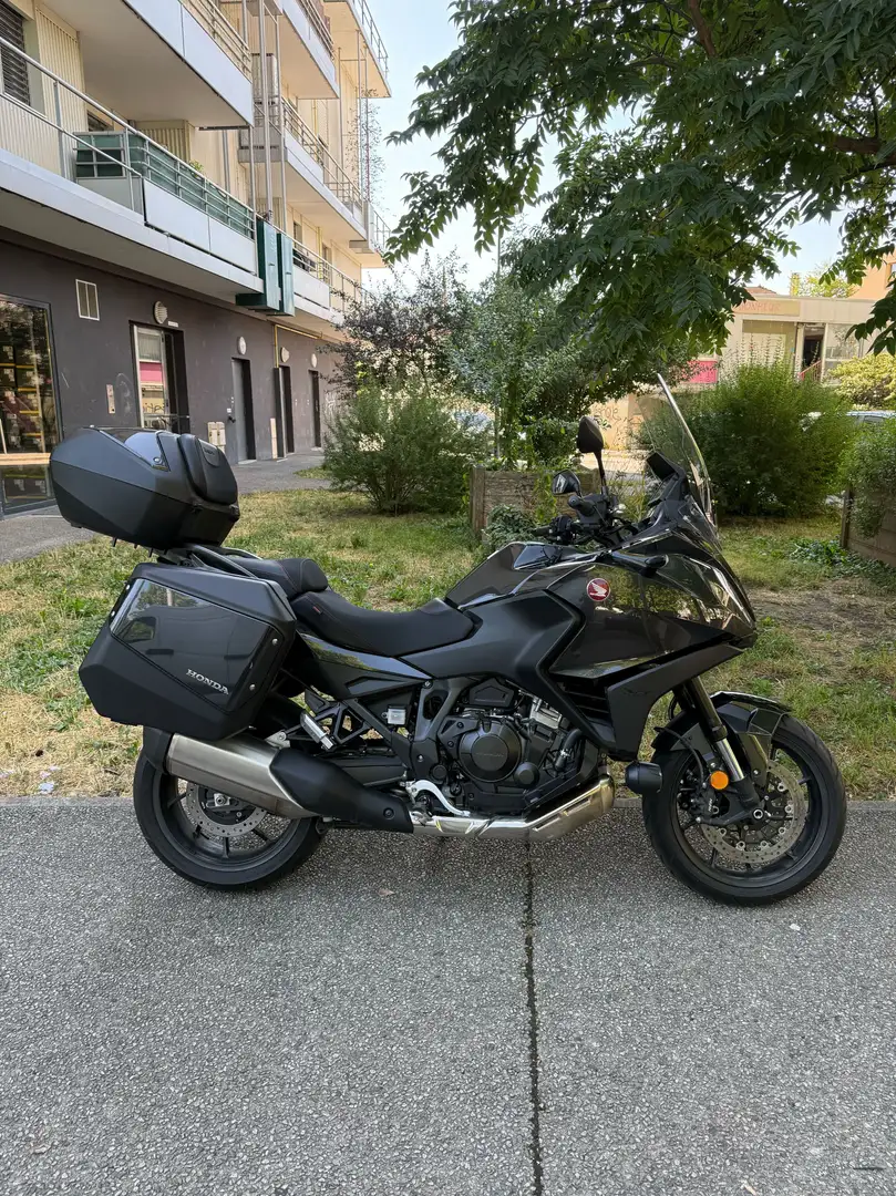 Honda NT 1100 Noir - 2