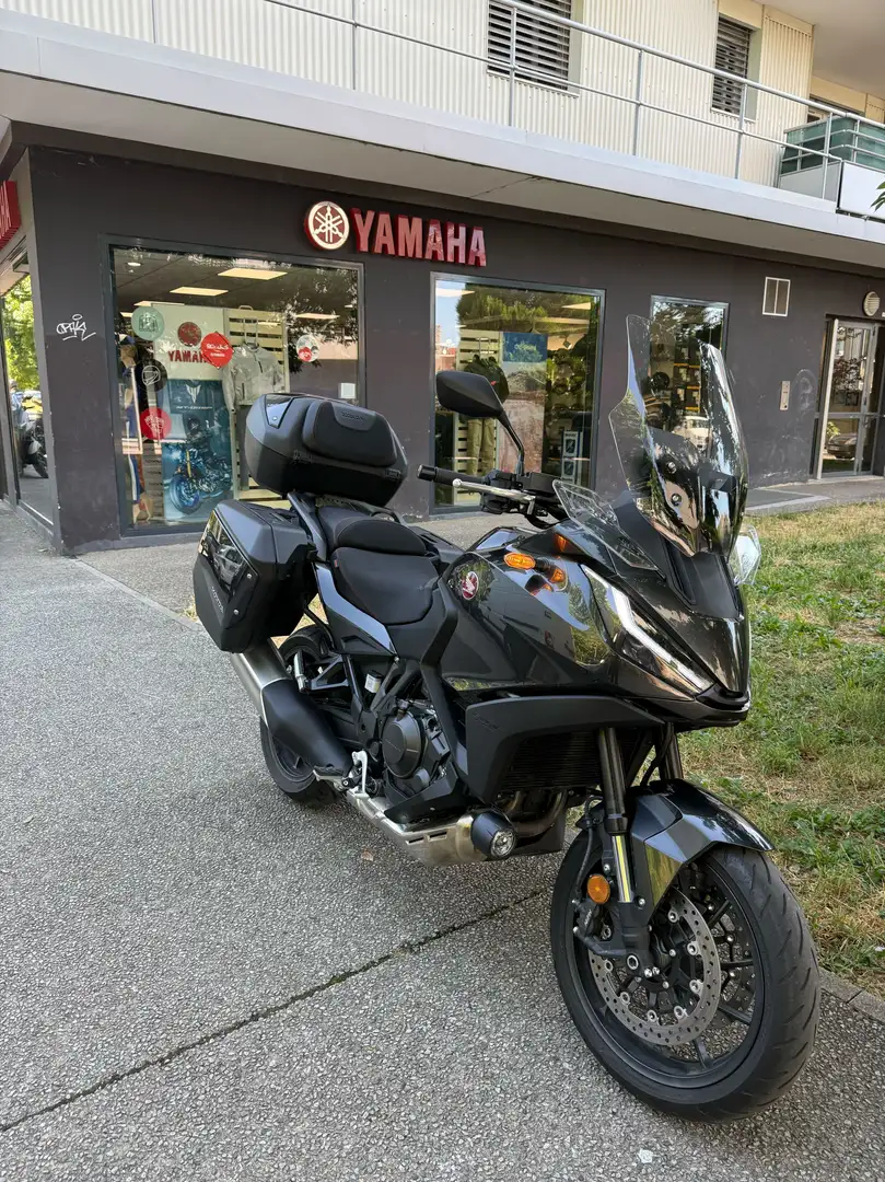 Honda NT 1100 Zwart - 1