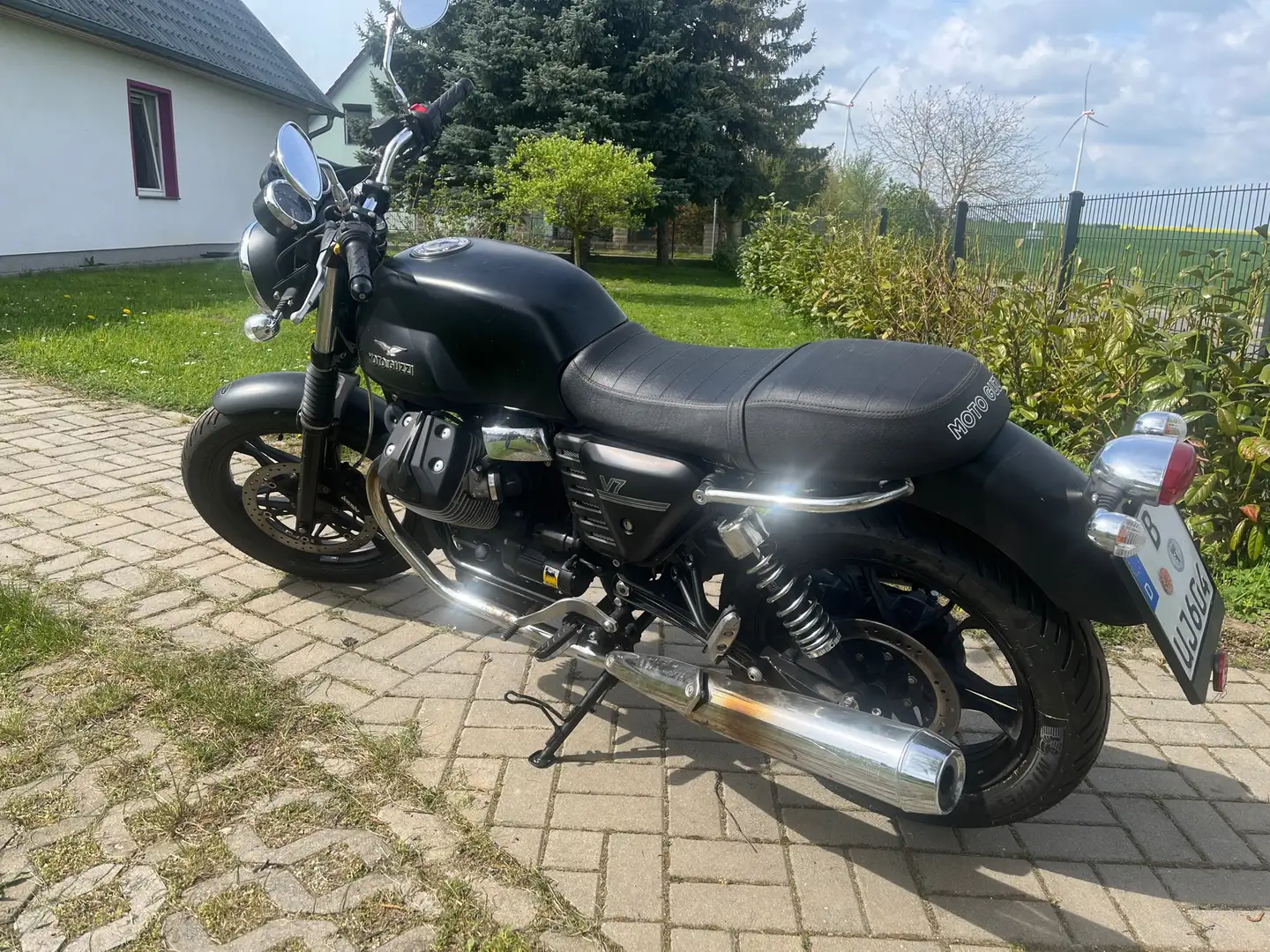 Moto Guzzi V 7 Black - 2