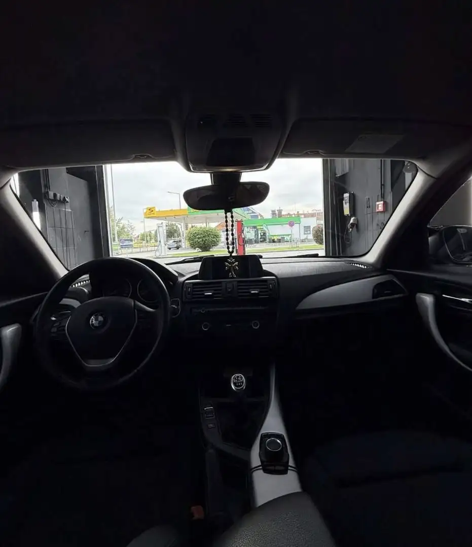 BMW 114 114i - 2