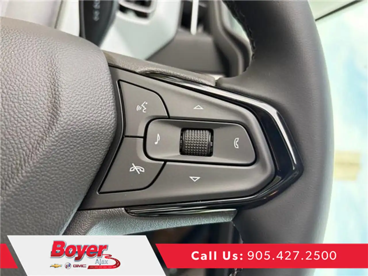 Chevrolet Bolt photo Chevrolet Bolt