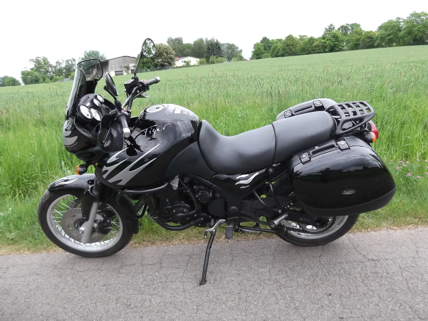 Triumph Tiger 900 T 709 i       Aus erster Hand ! Fekete - 2