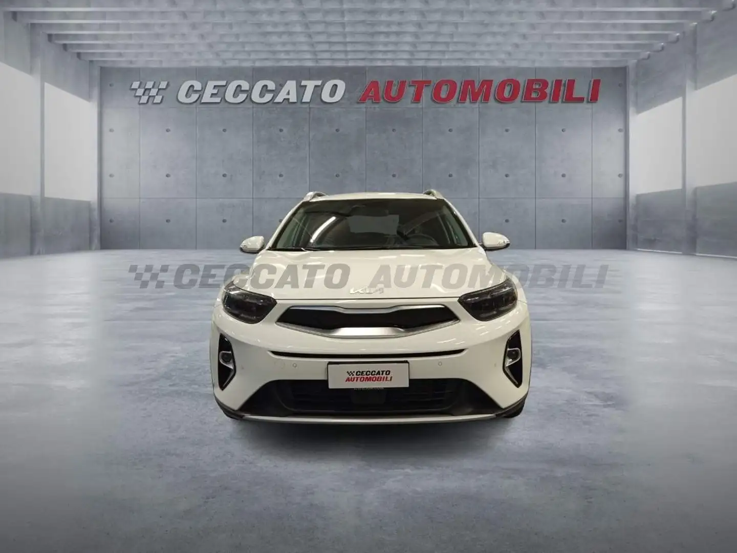 Kia Stonic Stonic 1.2 dpi Style 84cv Blau - 2