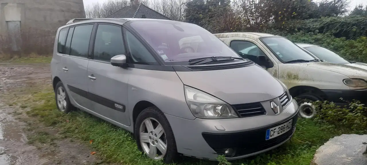 Renault Espace 2.2 dCi - 150 Authentique