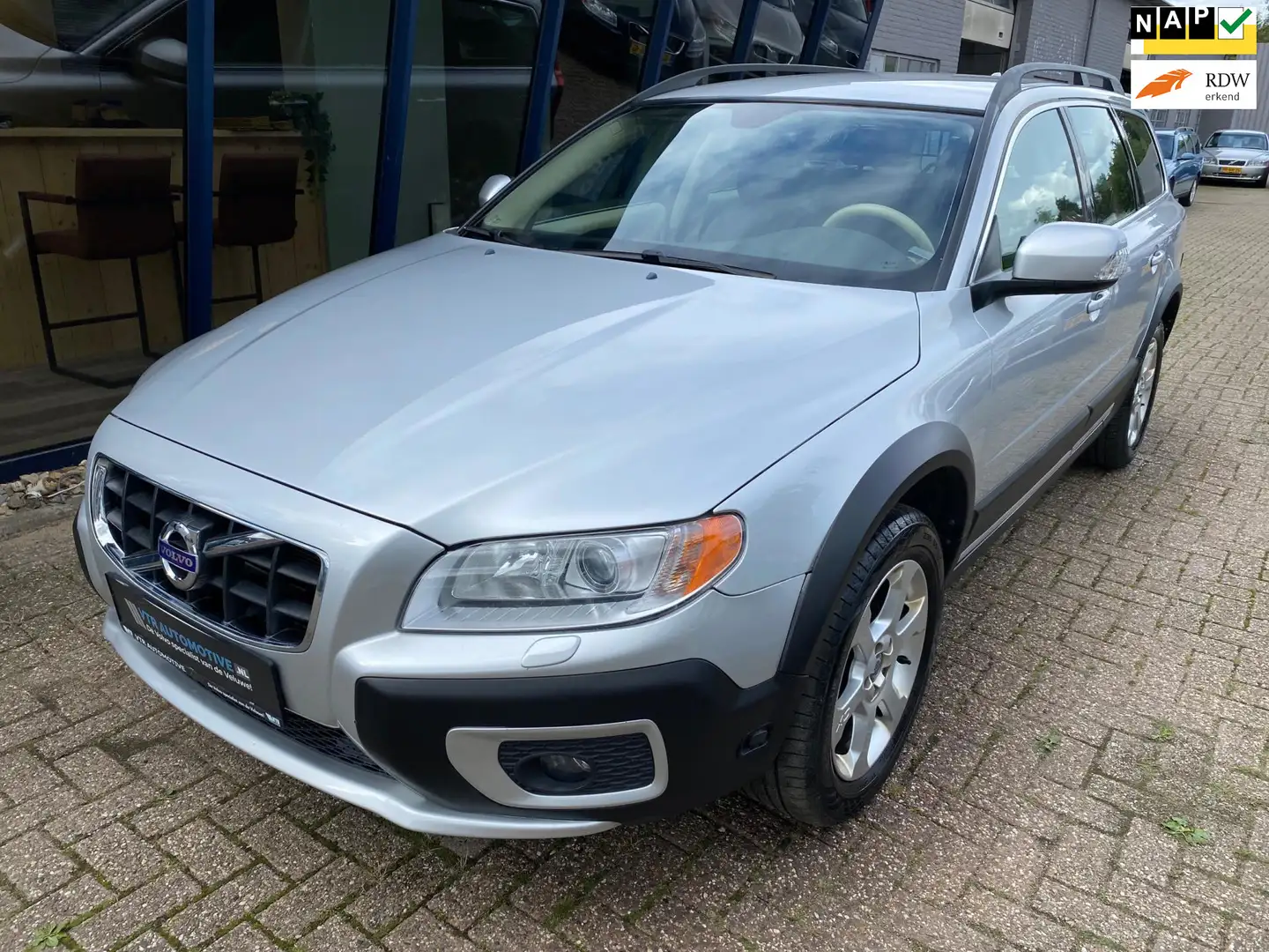 Volvo XC70 3.0 T6 Summum 305PK Automaat Plateado - 1