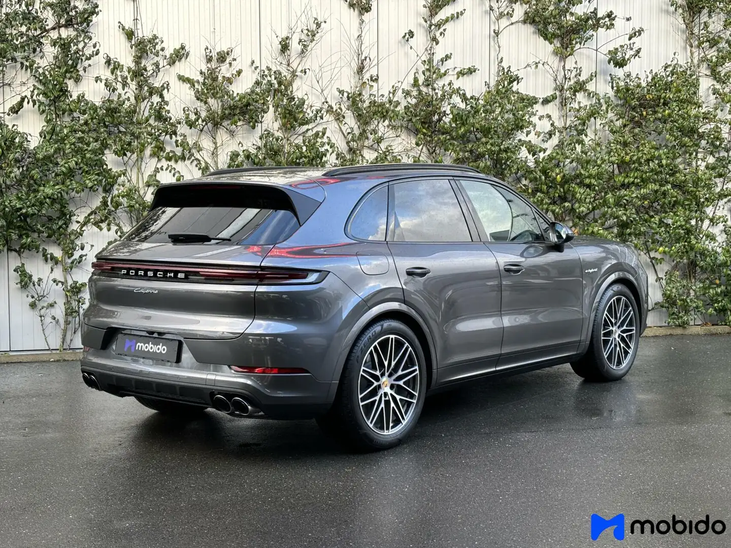 Porsche Cayenne 3.0 E-Hybrid | 18-voudige stoelen | Panoramadak Gris - 2