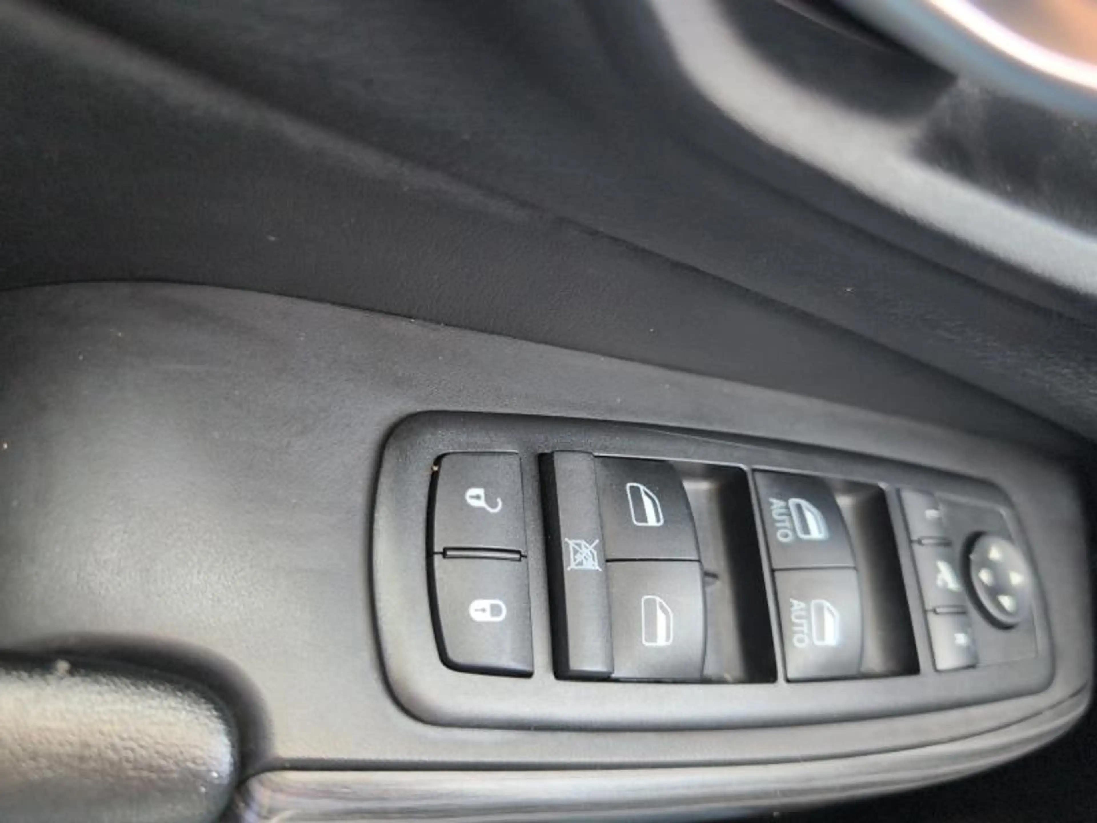 Jeep Cherokee 2.0 170cv Gris 02/15 4X4 B.Auto 7.750€ MARCHAND — photo 10