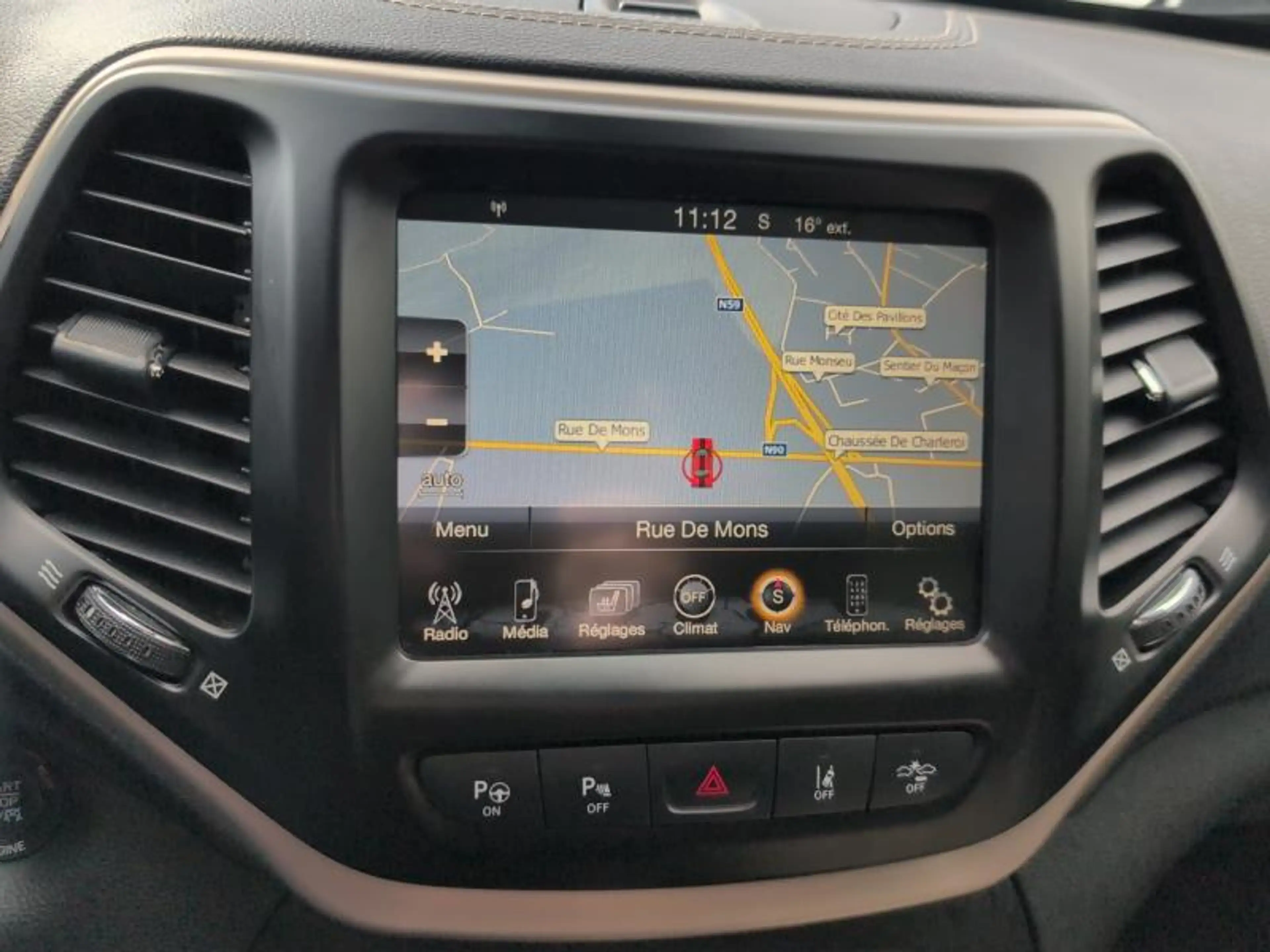 Jeep Cherokee 2.0 170cv Gris 02/15 4X4 B.Auto 7.750€ MARCHAND — photo 14