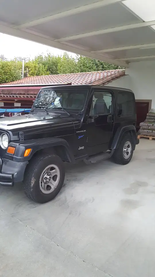 Jeep Wrangler 2.5 Hard Top, foto 2
