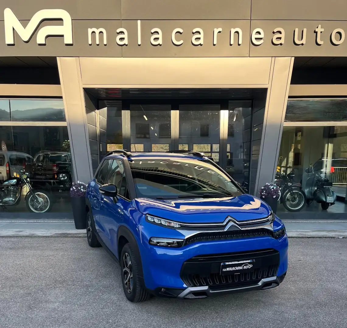 Citroen C3 Aircross PureTech 110 S&S Shine Blu/Azzurro - 1