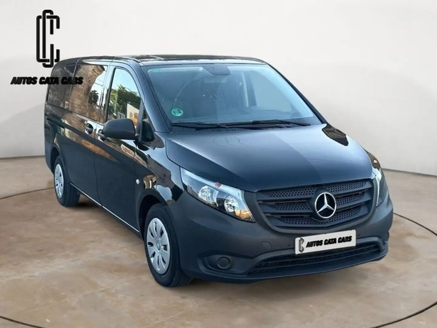 Mercedes-Benz Vito Tourer 114 CDI Pro Compacta Blanco - 1