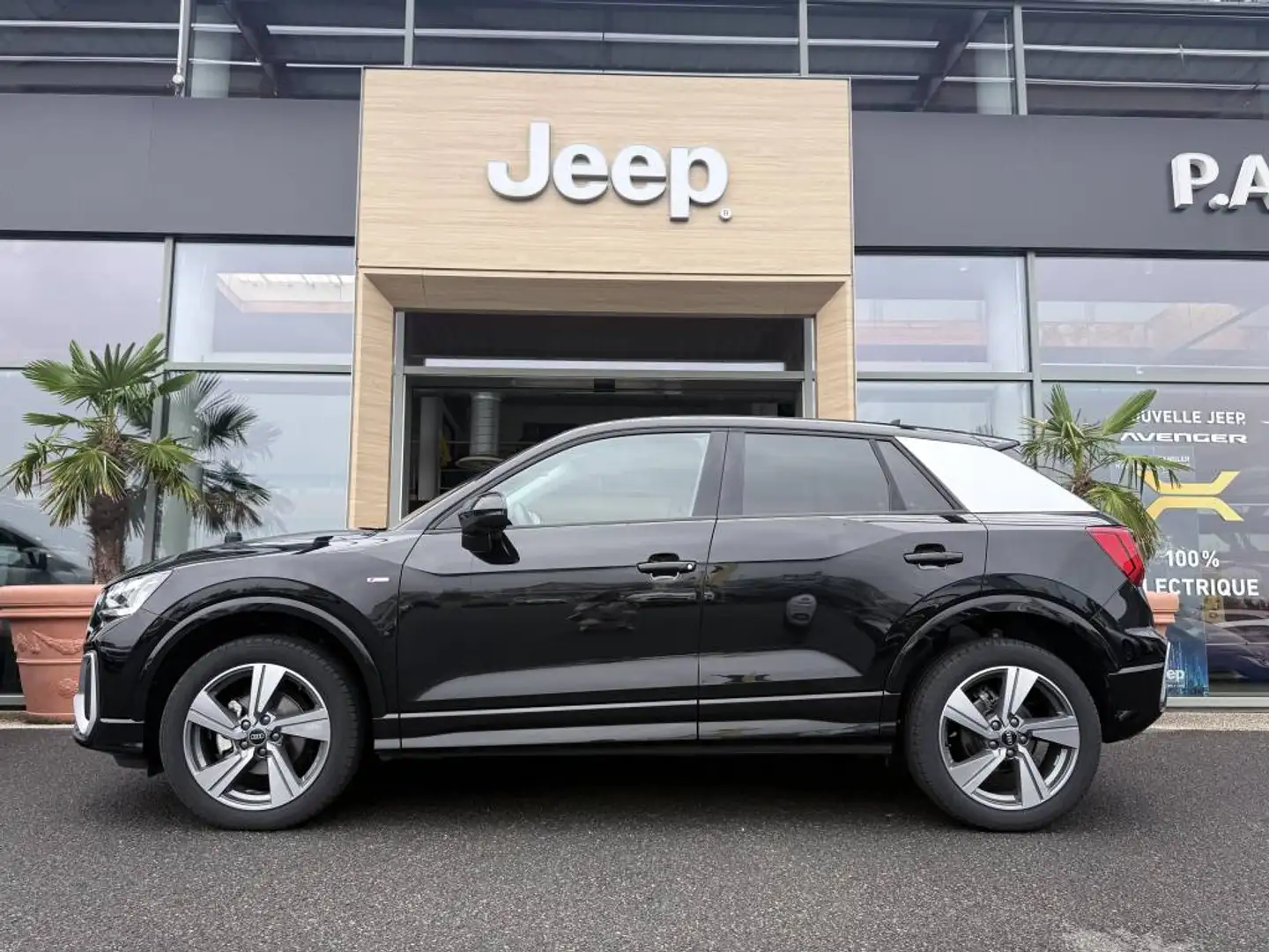 Audi Q2 Q2 35 TFSI 150 S TRONIC 7 ADVANCED Noir - 2