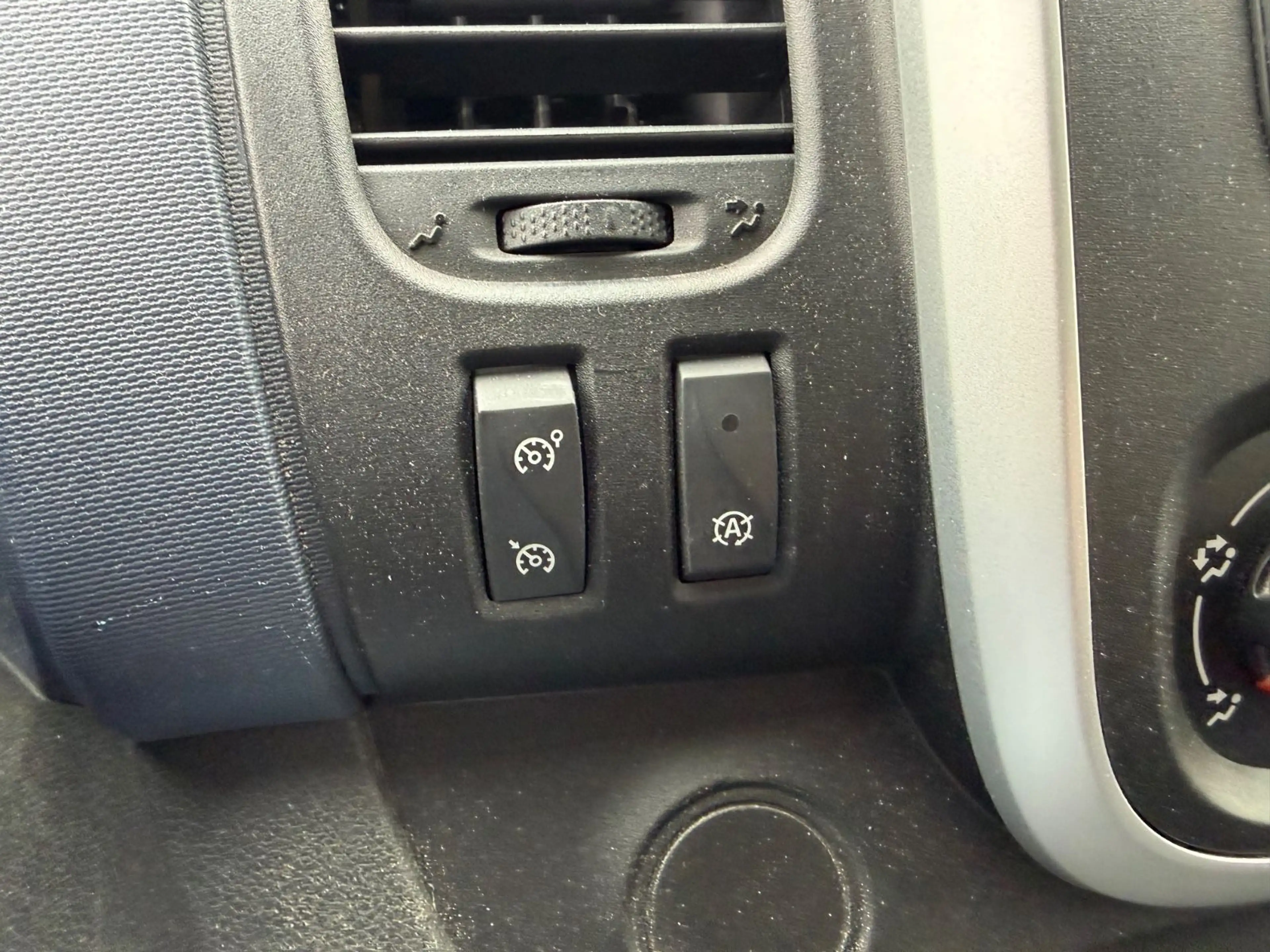 Opel Vivaro B   L1H1  2,9t * Klima * 9-Sitze — photo 10
