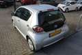 Toyota Aygo 1.0 VVT-i Now Airco/Centrale Deurvergrendeling/Ele Grijs - thumbnail 3