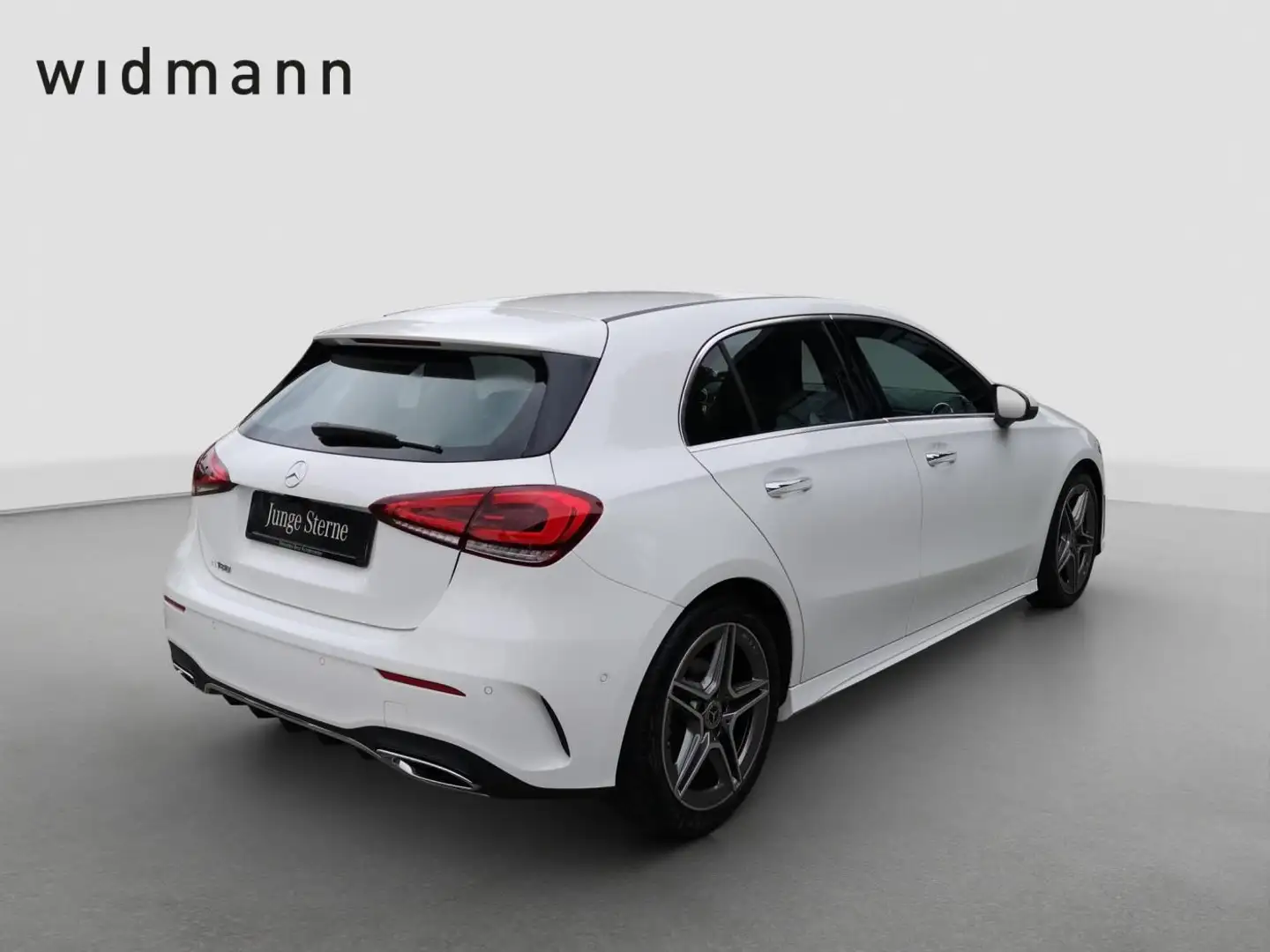 Mercedes-Benz A 180 "Advanced" AMG-Line*Multibeam*Spur*LED*PTS Weiß - 2