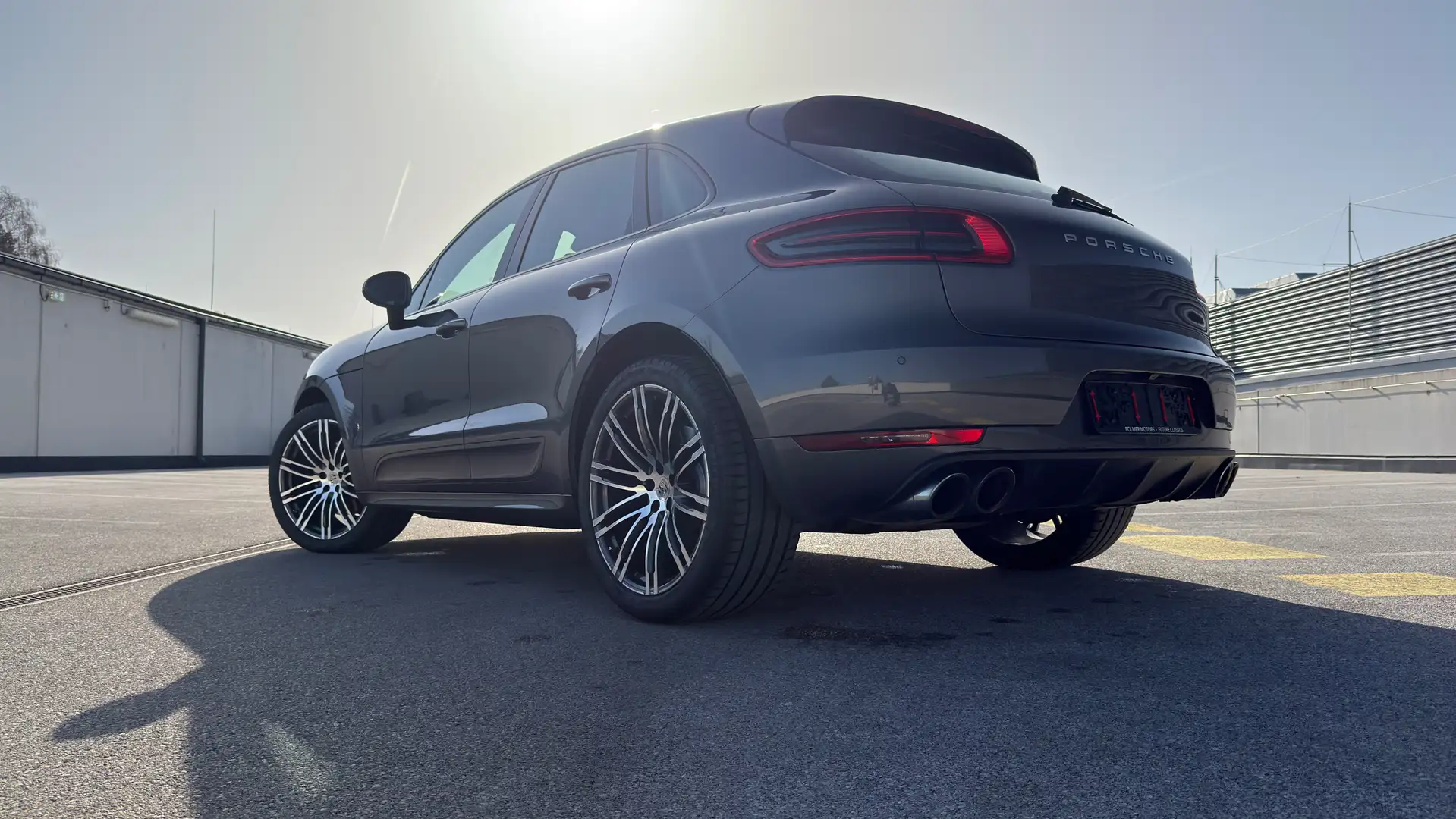Porsche Macan Macan Turbo I Approved I 1. Hand I 21 Zoll I Sport AGA Grau - 1