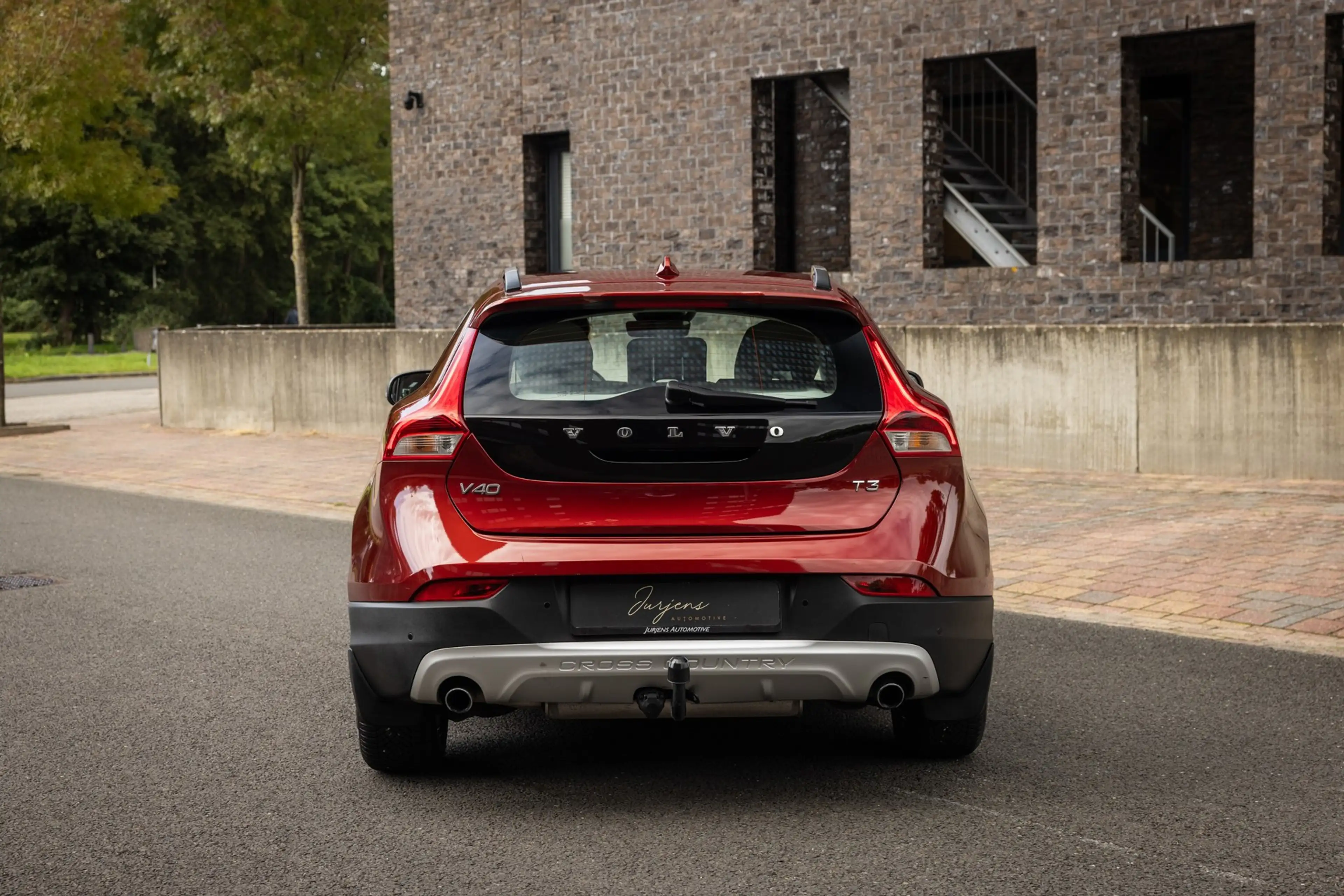 Volvo V40 Cross Country 2.0 T3 Momentum (150pk) LED Standkachel Flamenco — photo 4