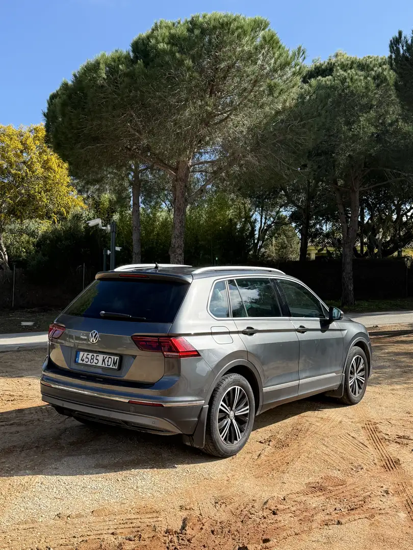 Volkswagen Tiguan 1.4 TSI DSG BlueMotion Technology Lounge Sport & Style - 2