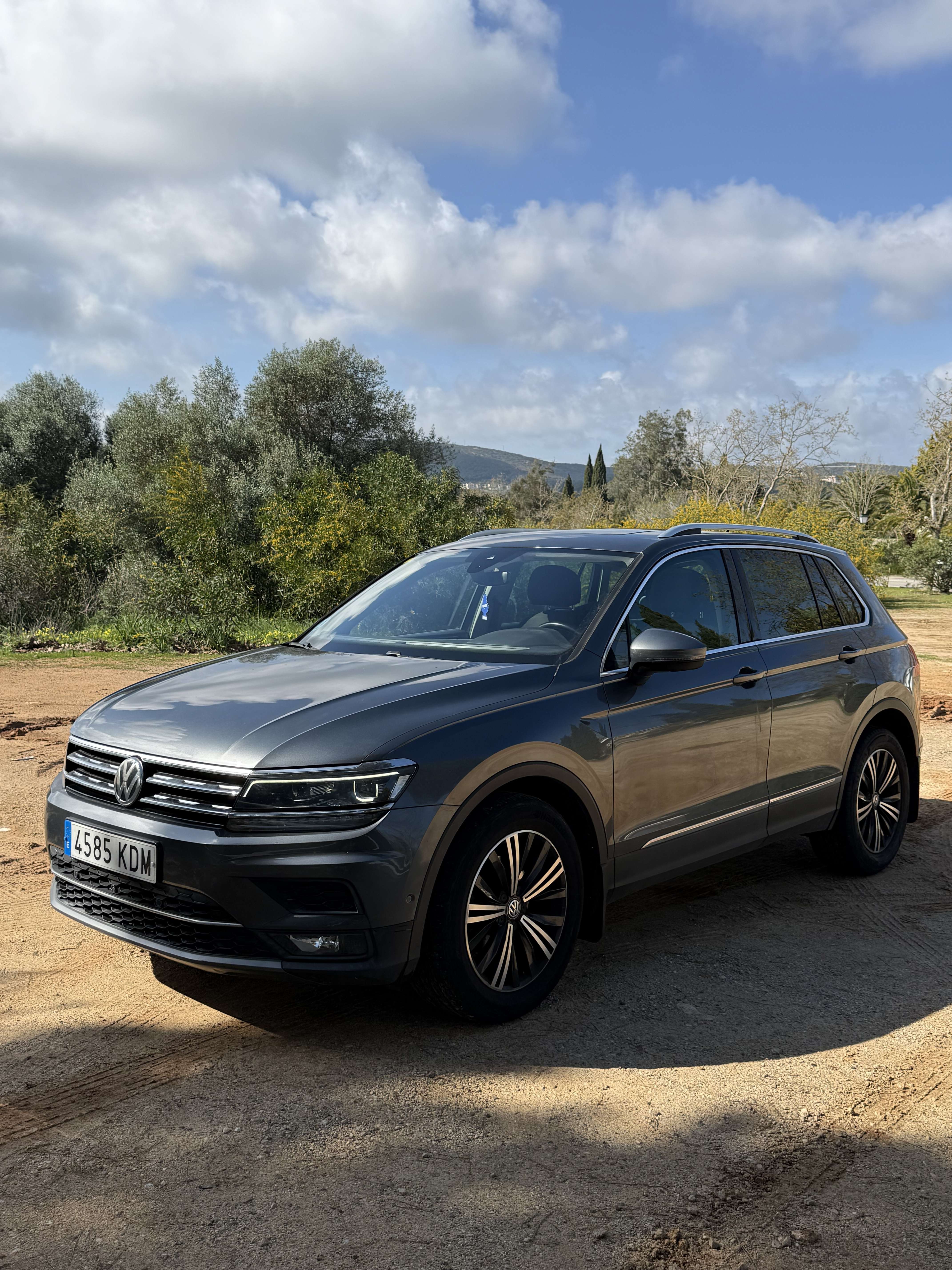 Volkswagen Tiguan 1.4 TSI DSG BlueMotion Technology Lounge Sport & Style - foto 1