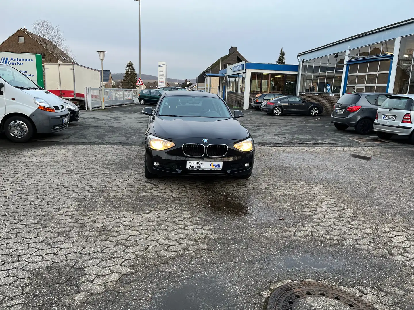 BMW 116 116d Чорний - 1