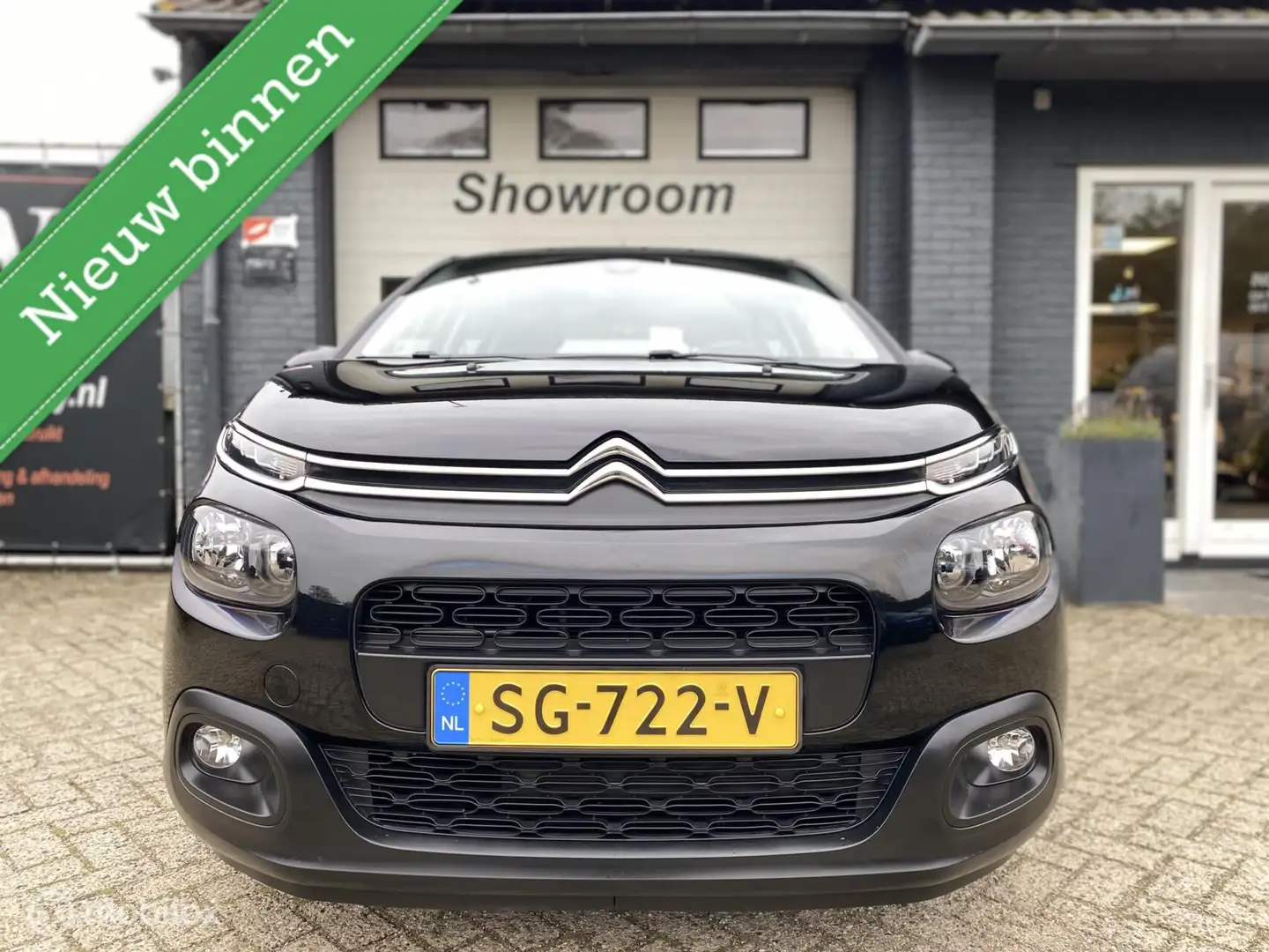 Citroen C3 1.2 PureTech CRUISE*CLIMATE*A/C*NAP*Carplay*NAVI* Negro - 2