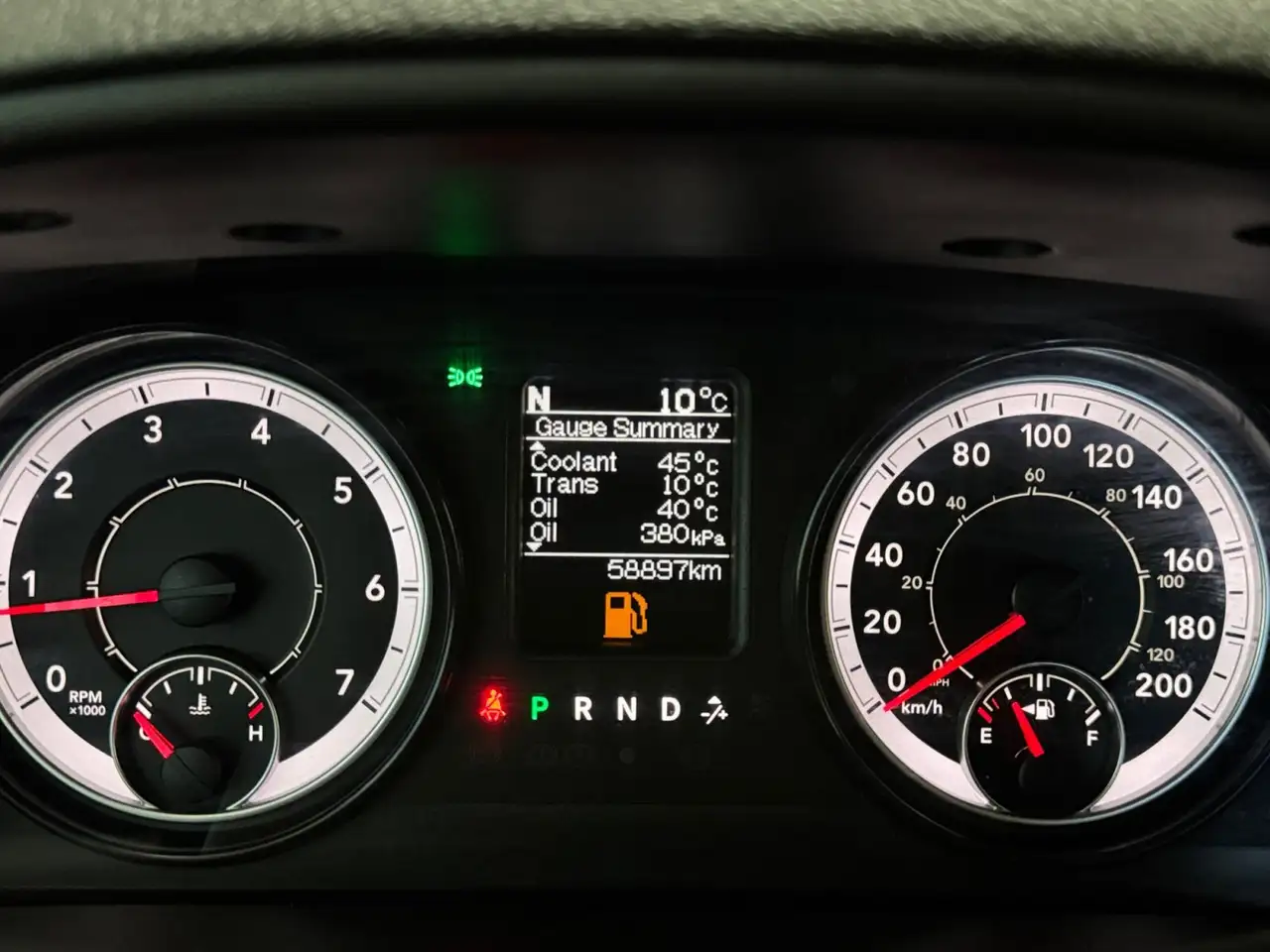 RAM 1500 снимка RAM 1500