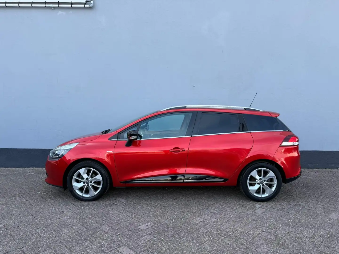 Renault Clio Estate 0.9 TCe Limited - Navigatie Rouge - 2