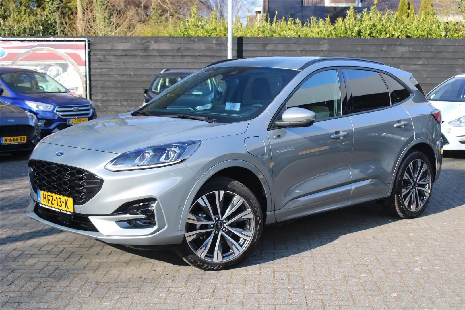 Ford Kuga 2.5 PHEV AUT 225pk ST-Line X, 19", Driver Assistan Gris - 1