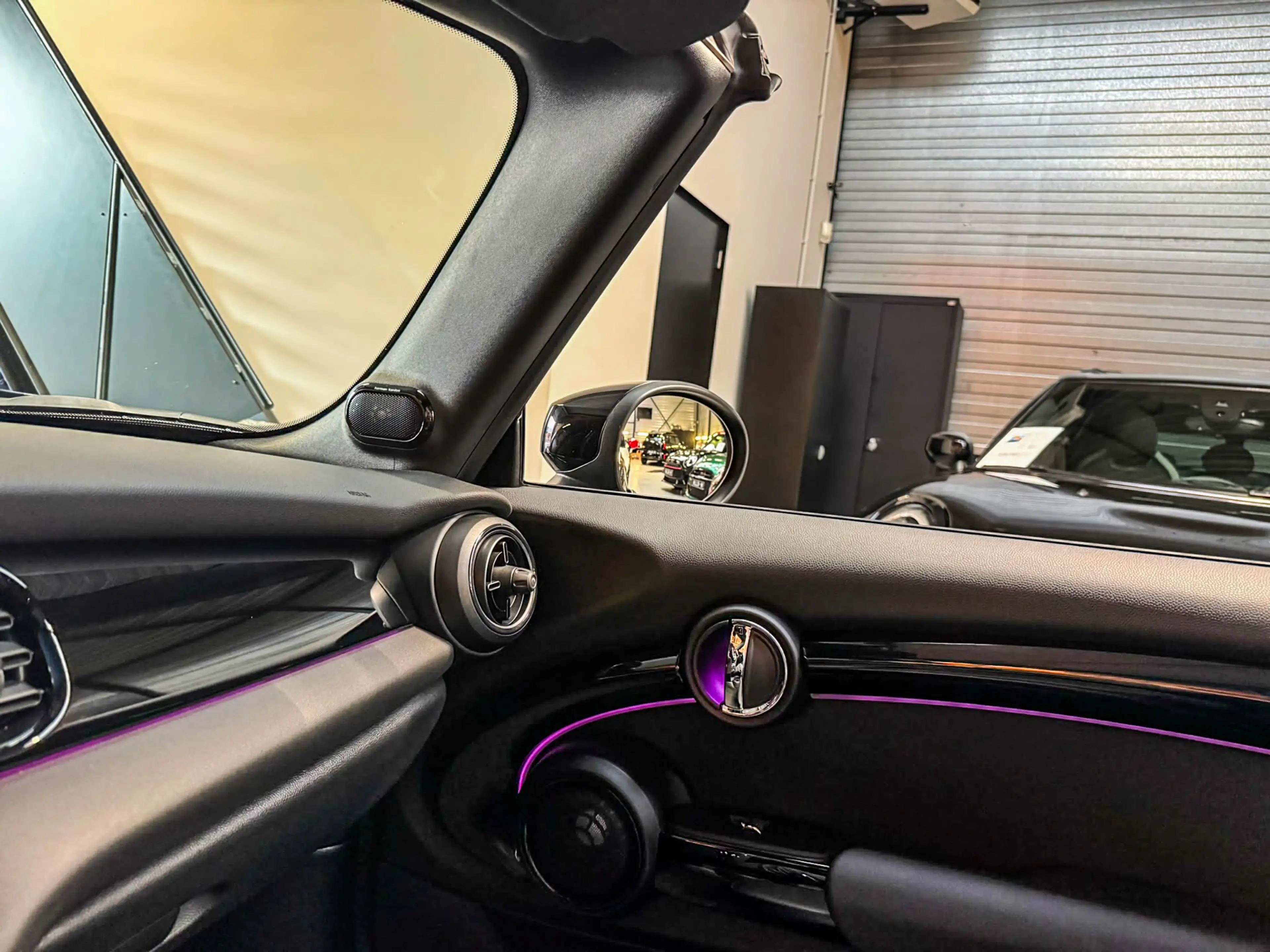 MINI John Cooper Works Cabrio 2.0 JCW Pack F1 aut 231pk Blackline/Camera/Hk/Vol/ — photo 10