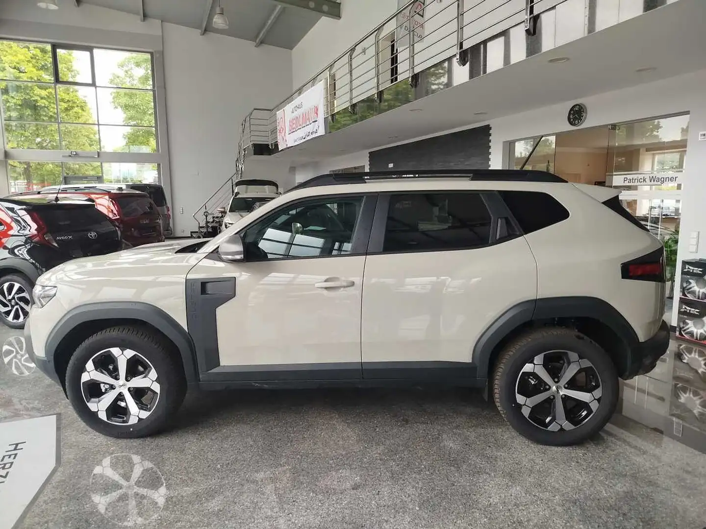 Dacia Duster Journey TCe 130 4x4 SHZ/CITY-TECHNIK PAK Beige - 2