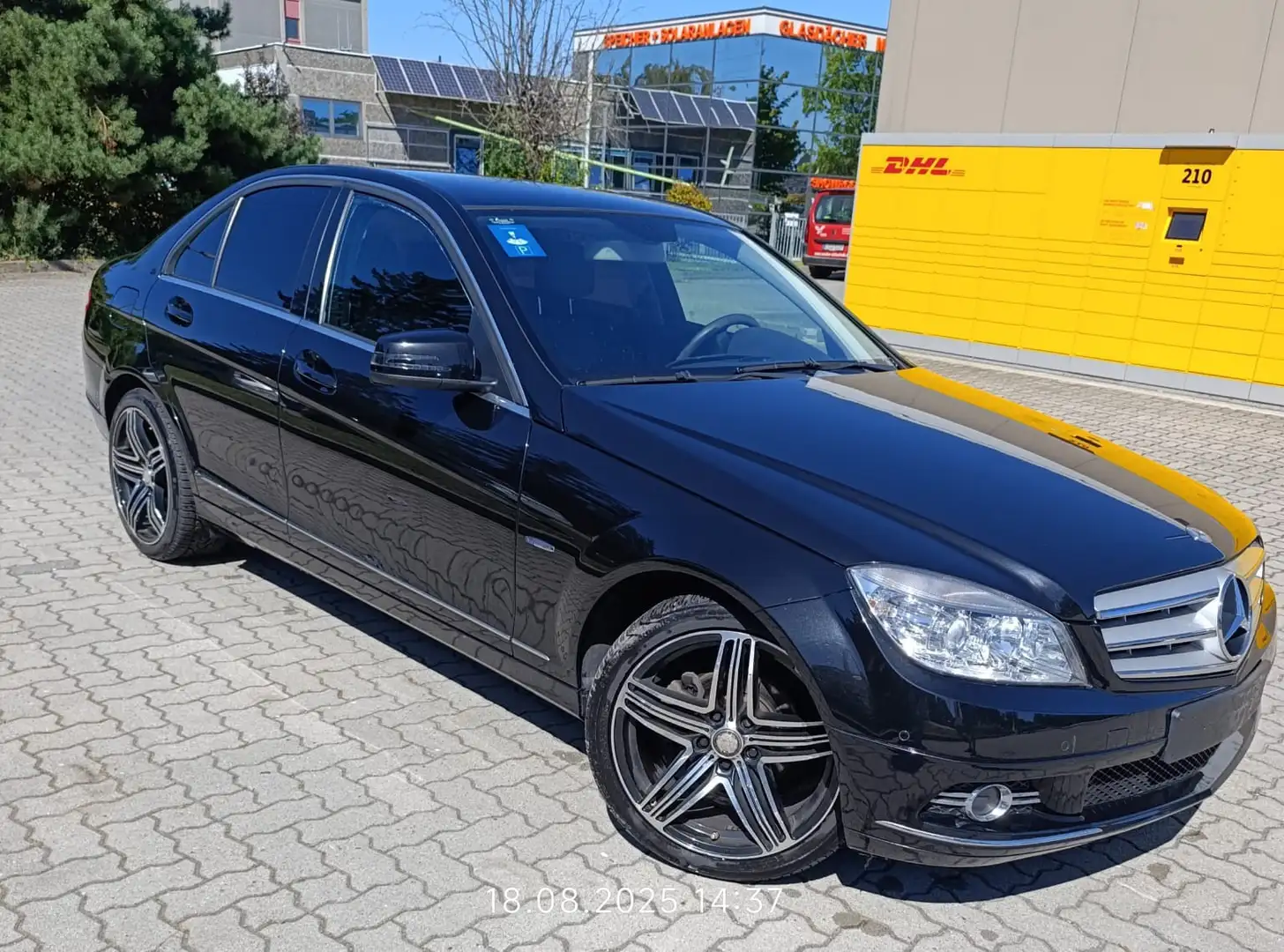 Mercedes-Benz C 180 CGI BlueEFFICIENCY Avantgarde - 1