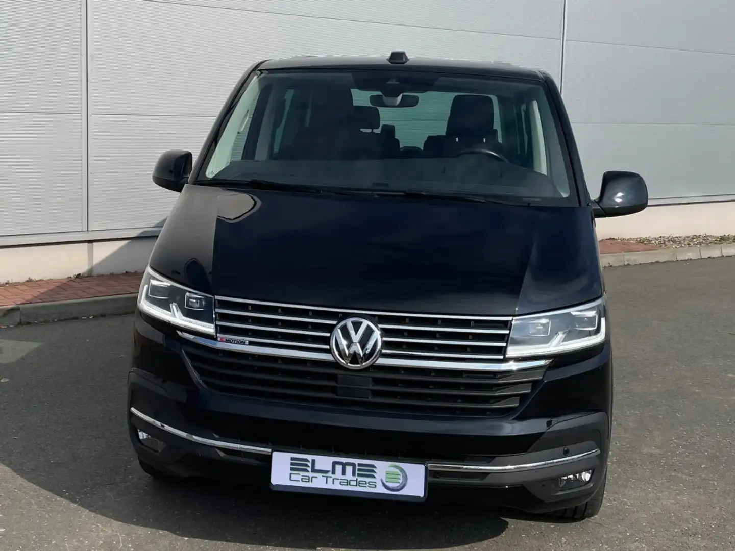 Volkswagen VOLKSWAGEN Multivan M1 Monovolumen  Automático de Negro - 2