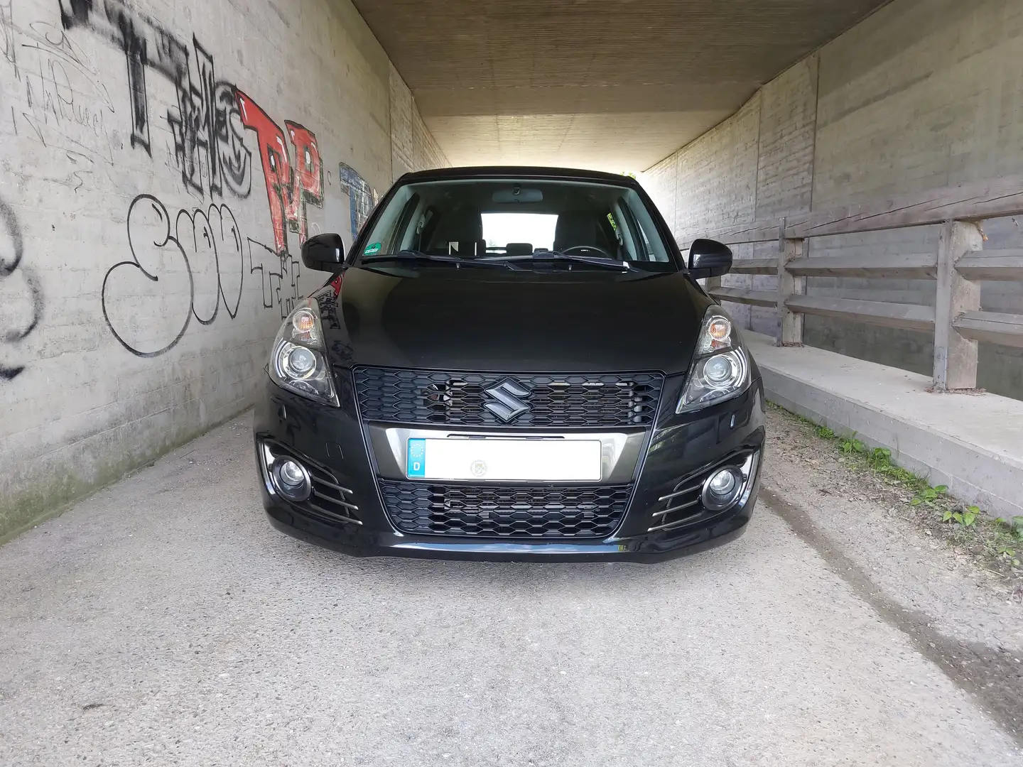 Suzuki Swift Swift 1.6 Sport Schwarz - 2
