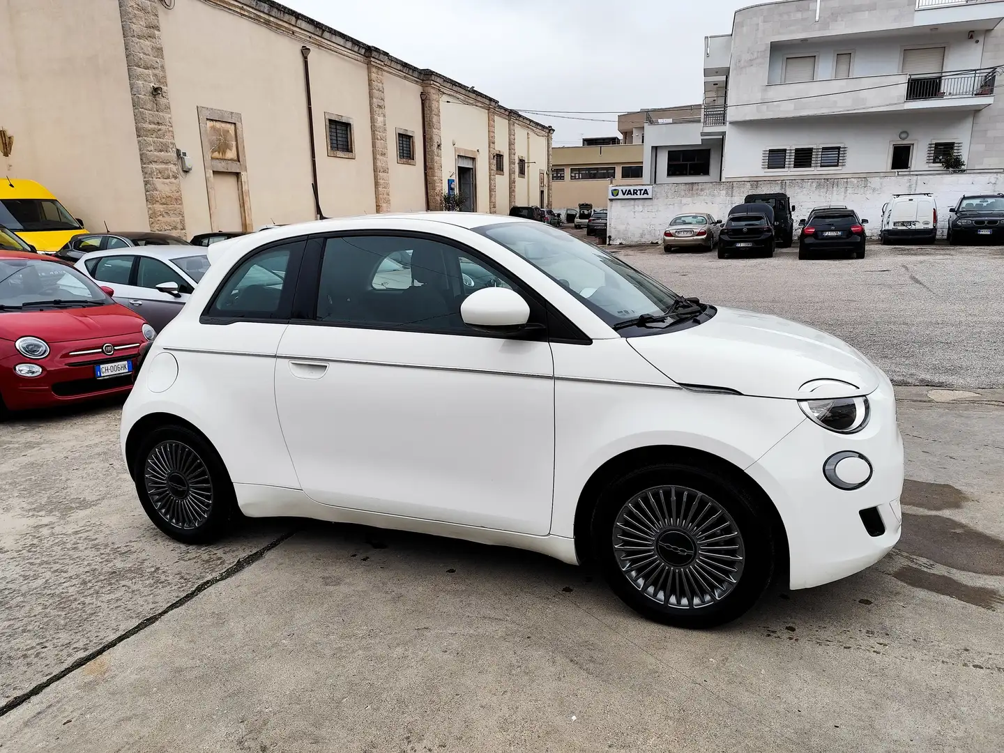 Fiat 500e 500 IV 2020 42 kWh Icon Weiß - 2