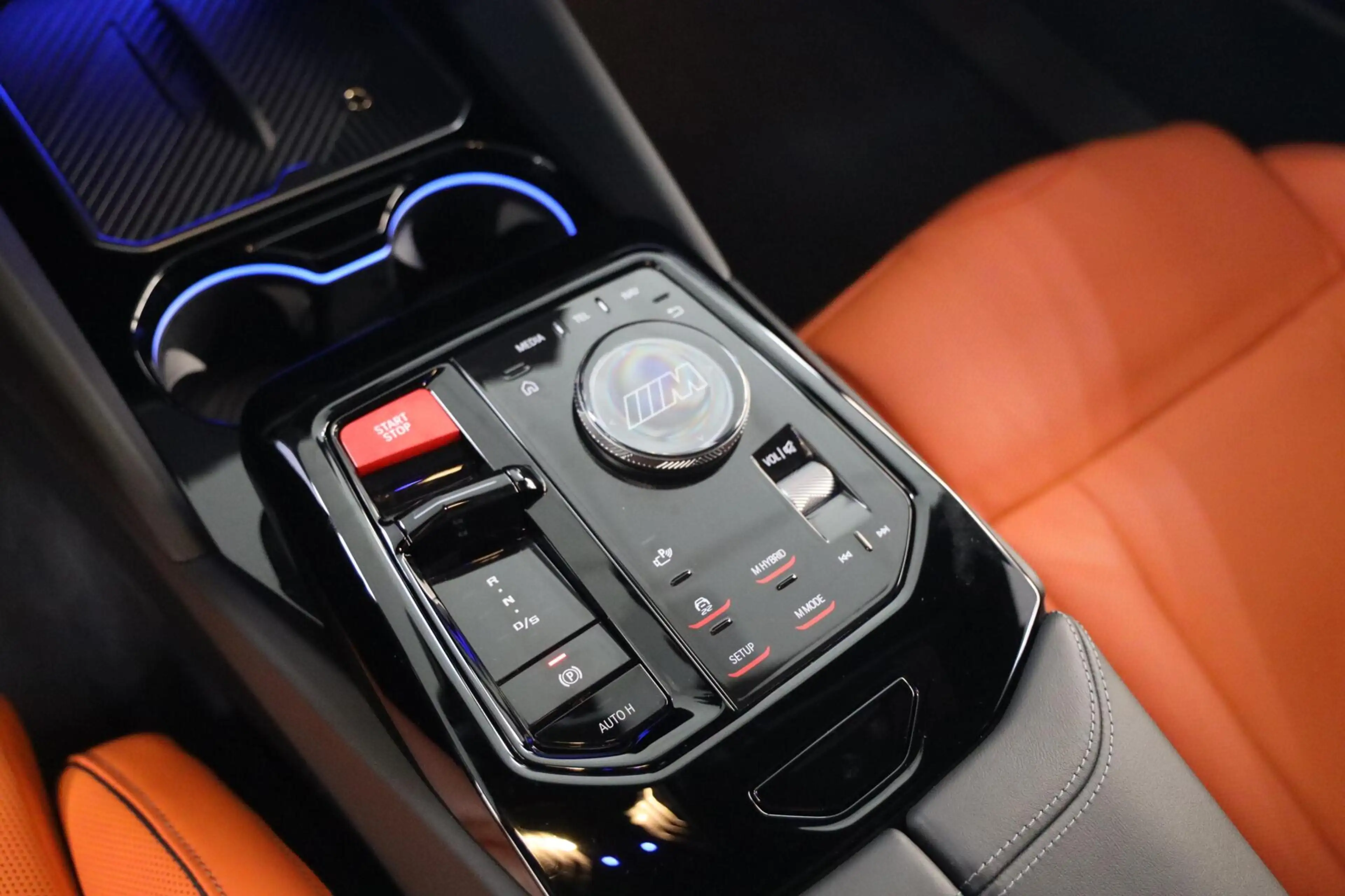 BMW M5 5-serie Touring M5|Bowers&Wilkins|Pano|Stoelkoelin — photo 12
