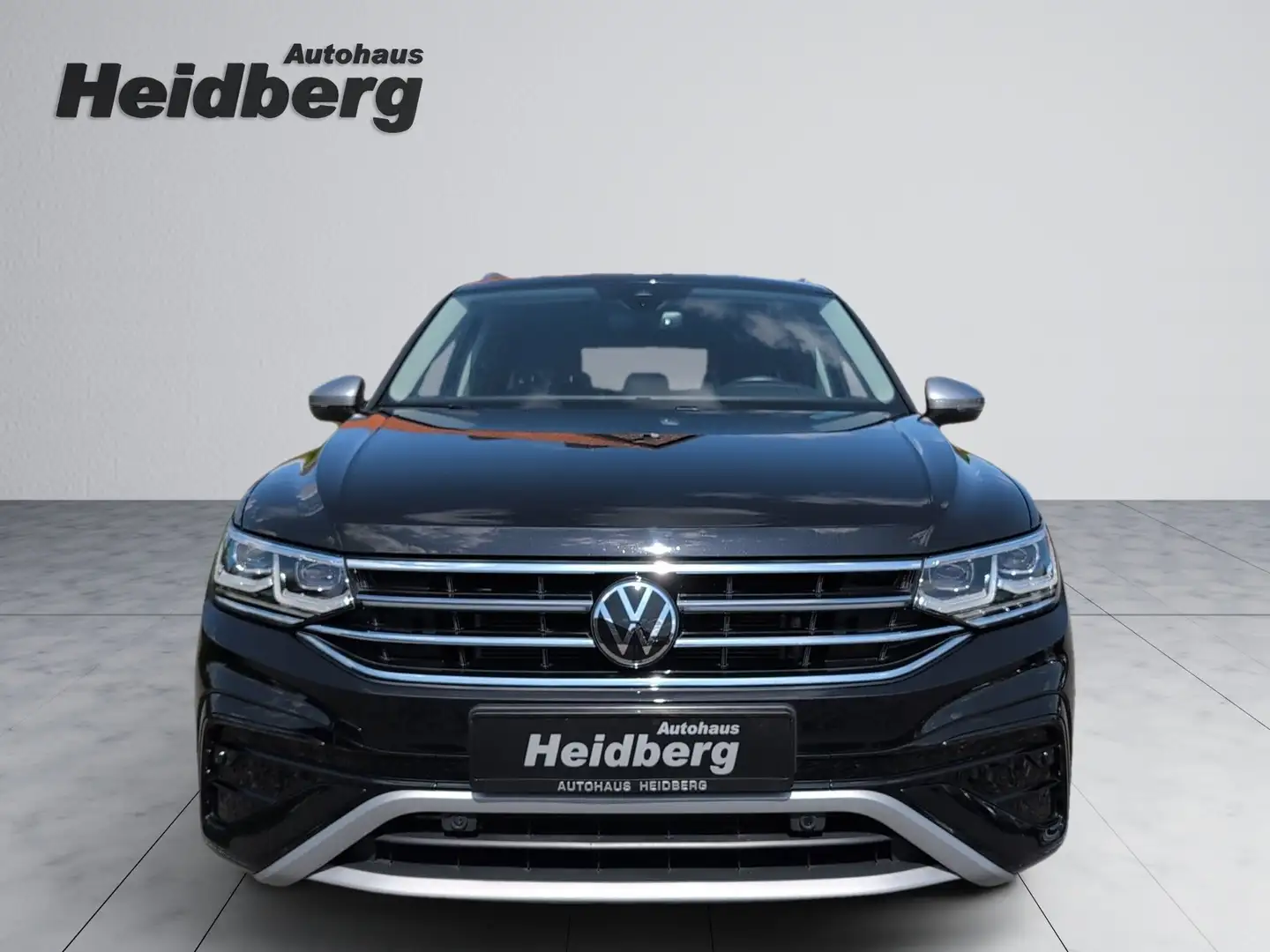 Volkswagen Tiguan Allspace 2.0 TDI 4M AHK-schw 7 Si Matrix-IQ 20" ACC Keyless Schwarz - 2