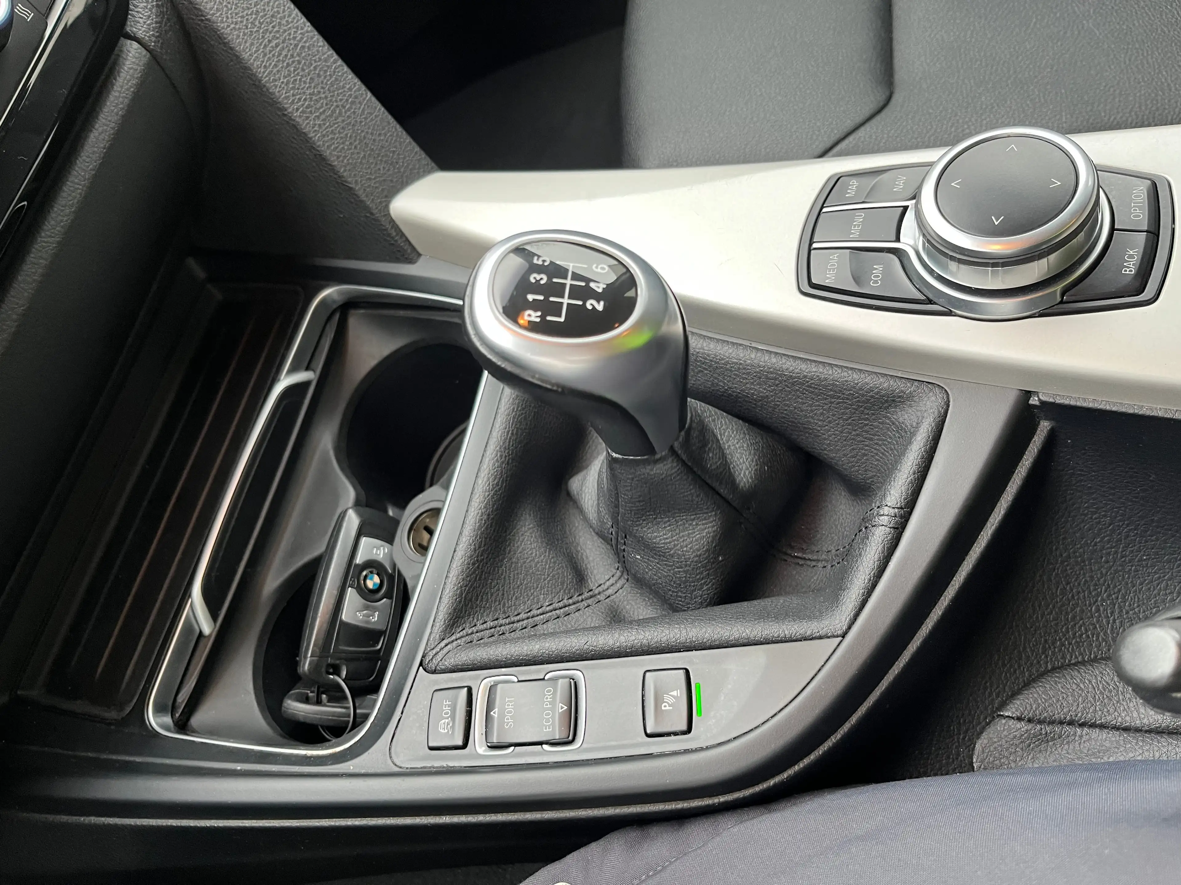 BMW 418 Gran Coupé 418 d Business AdBlue (ACO) (EU6c) — photo 17