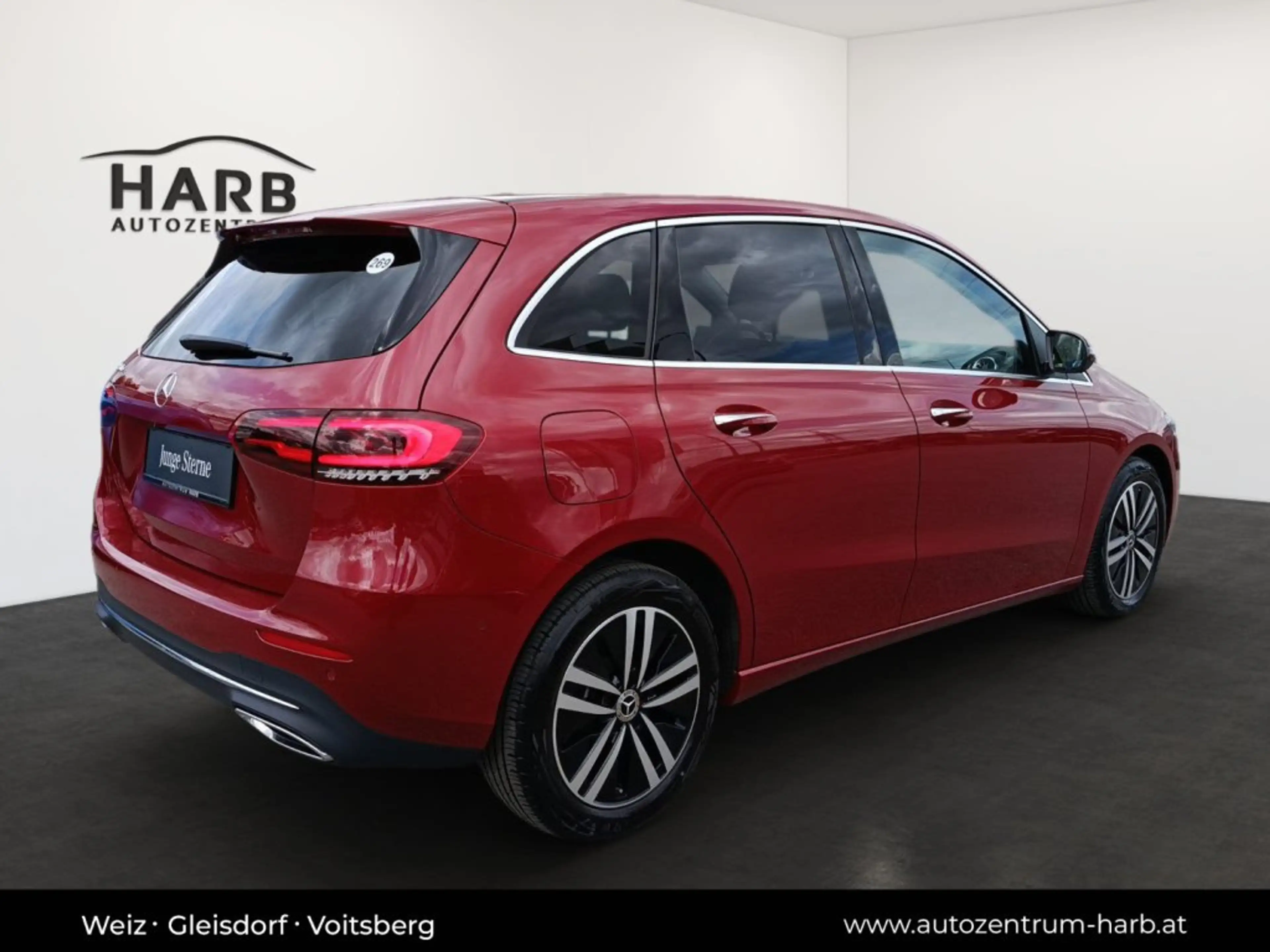 Mercedes-Benz B 250 e — photo 8