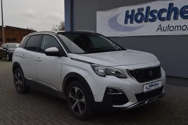 Peugeot 3008 1.2 PureTech 130 EAT8 Crossway